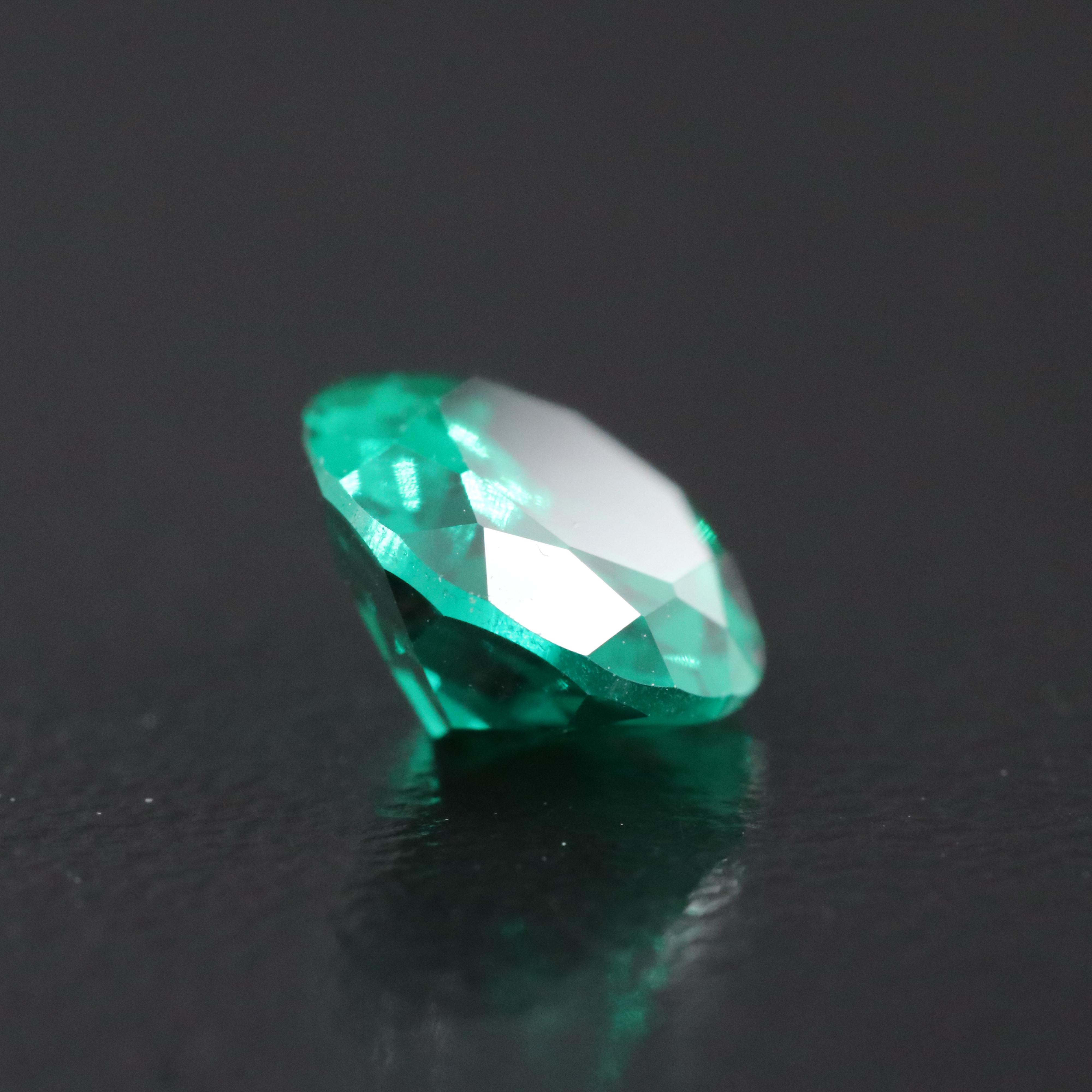 Loose 1.46 CT Lab Grown Emerald