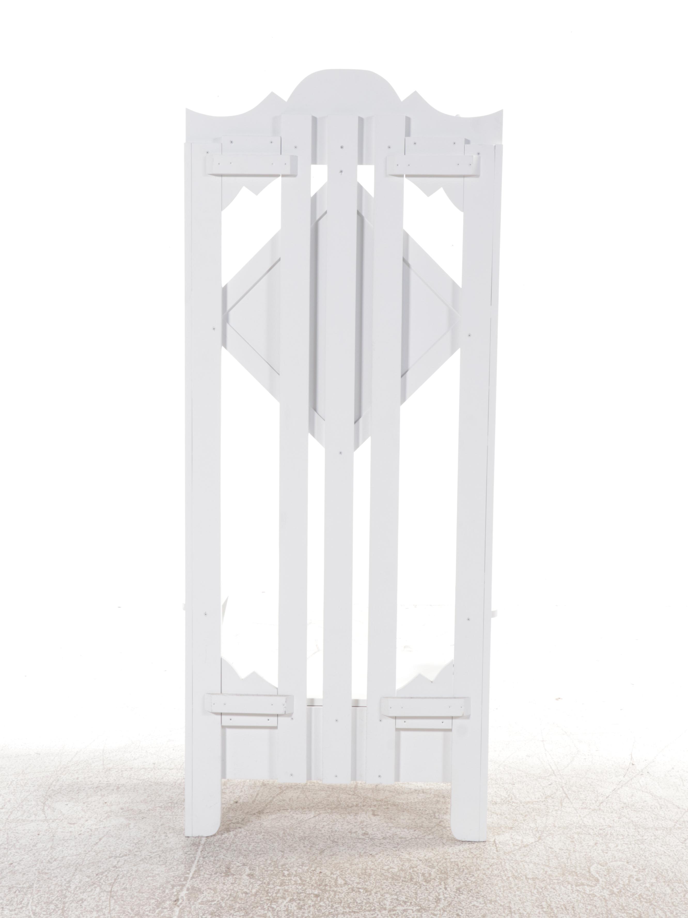 Traditional Style Painted White Hall Tree