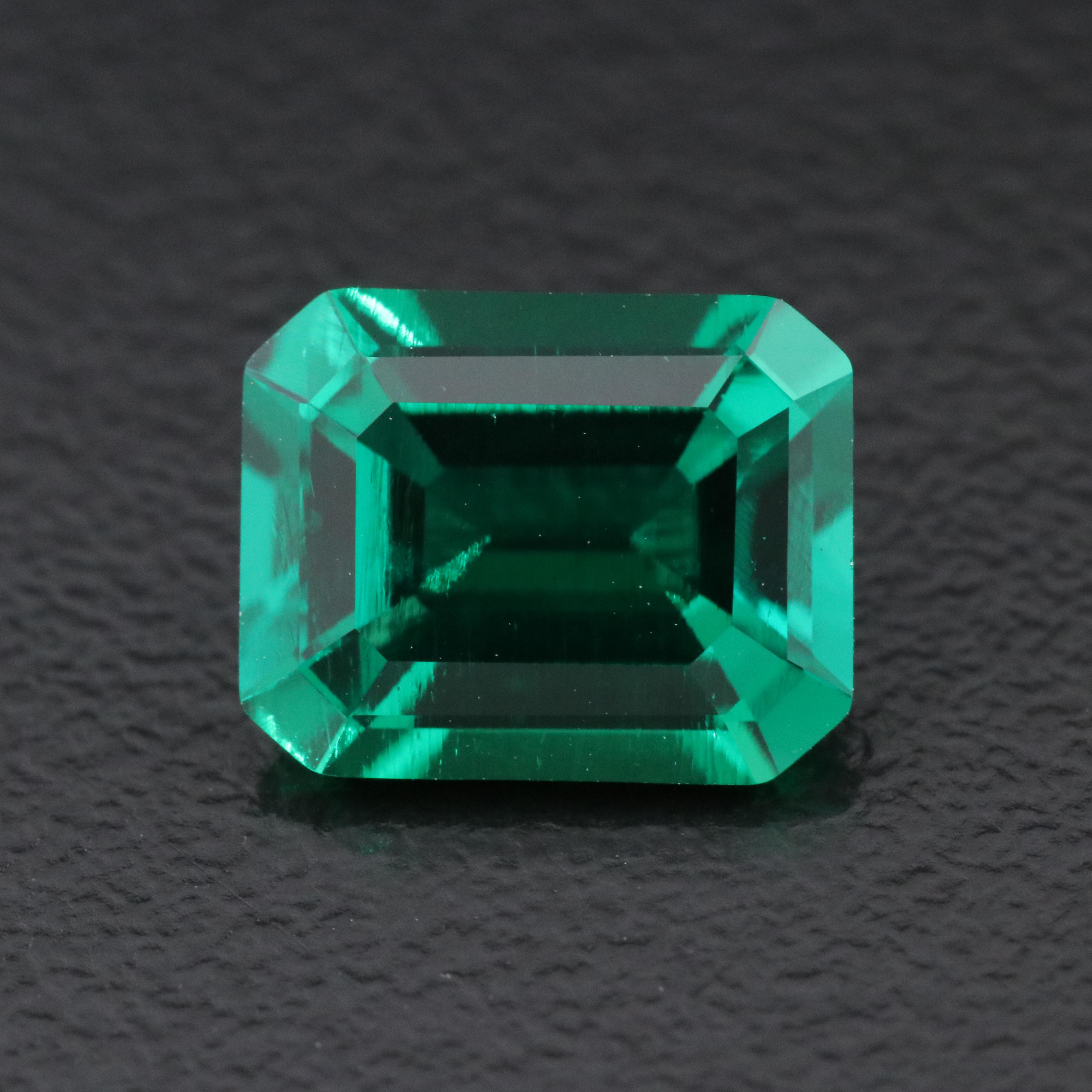 Loose 2.68 CT Lab Grown Emerald