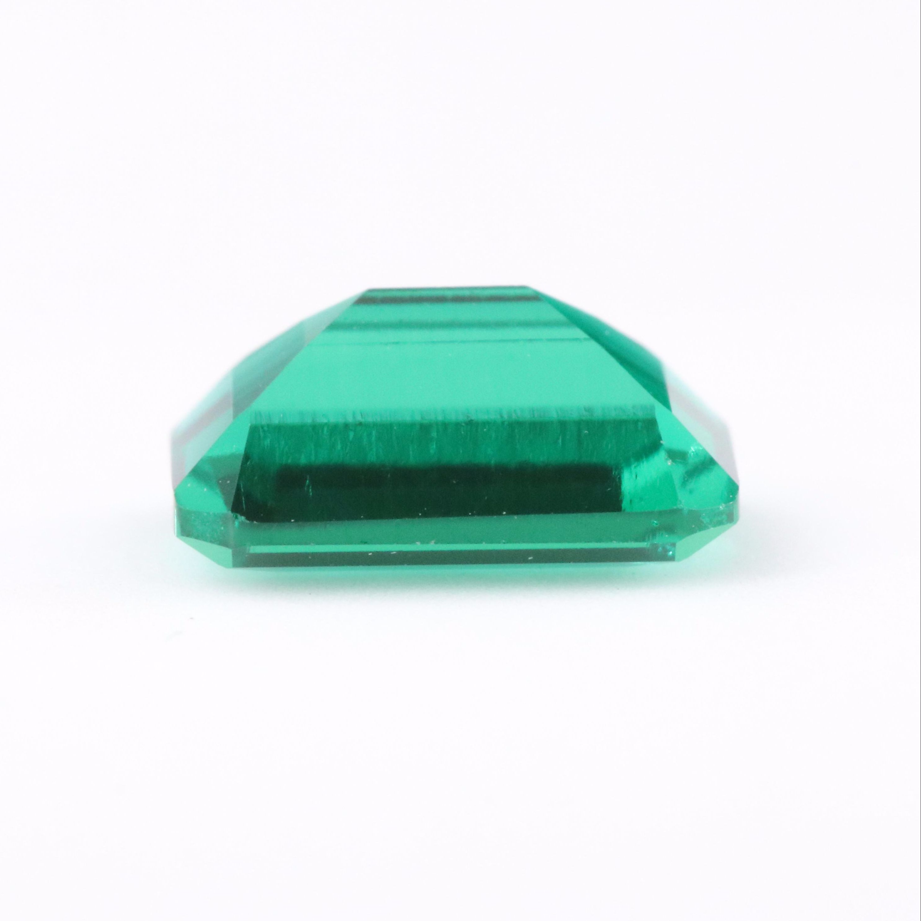 Loose 1.29 CT Lab Grown Emerald