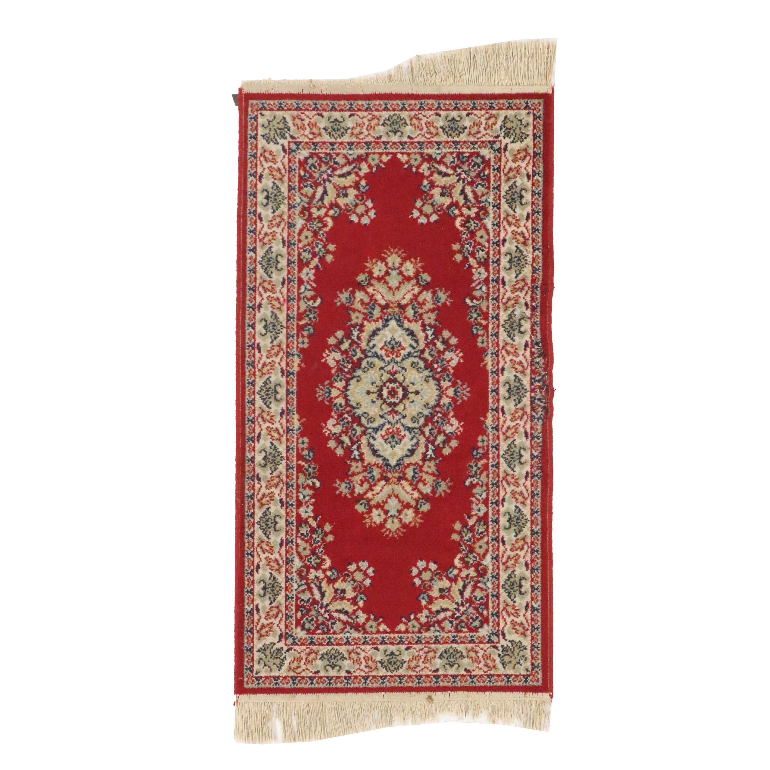 2' x 4'4 Machine Made Persian Style Accent Rug