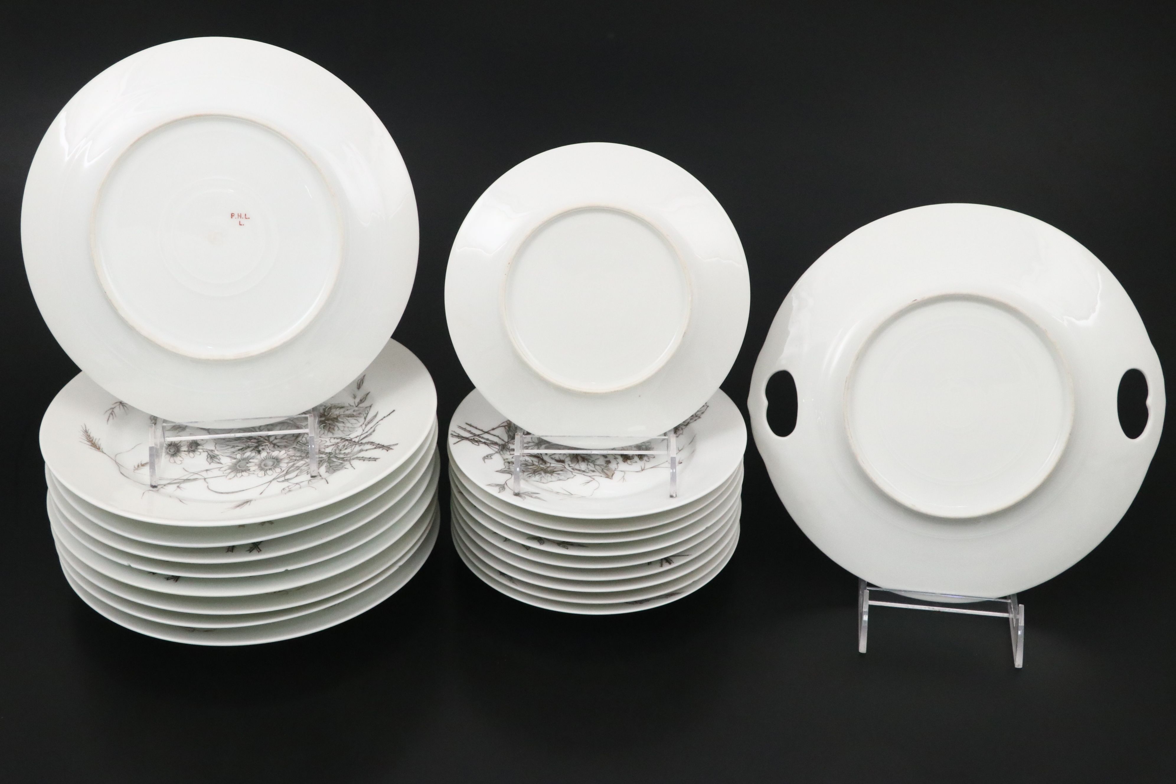 Black and White Floral with Gold Gilt Porcelain Dinnerware