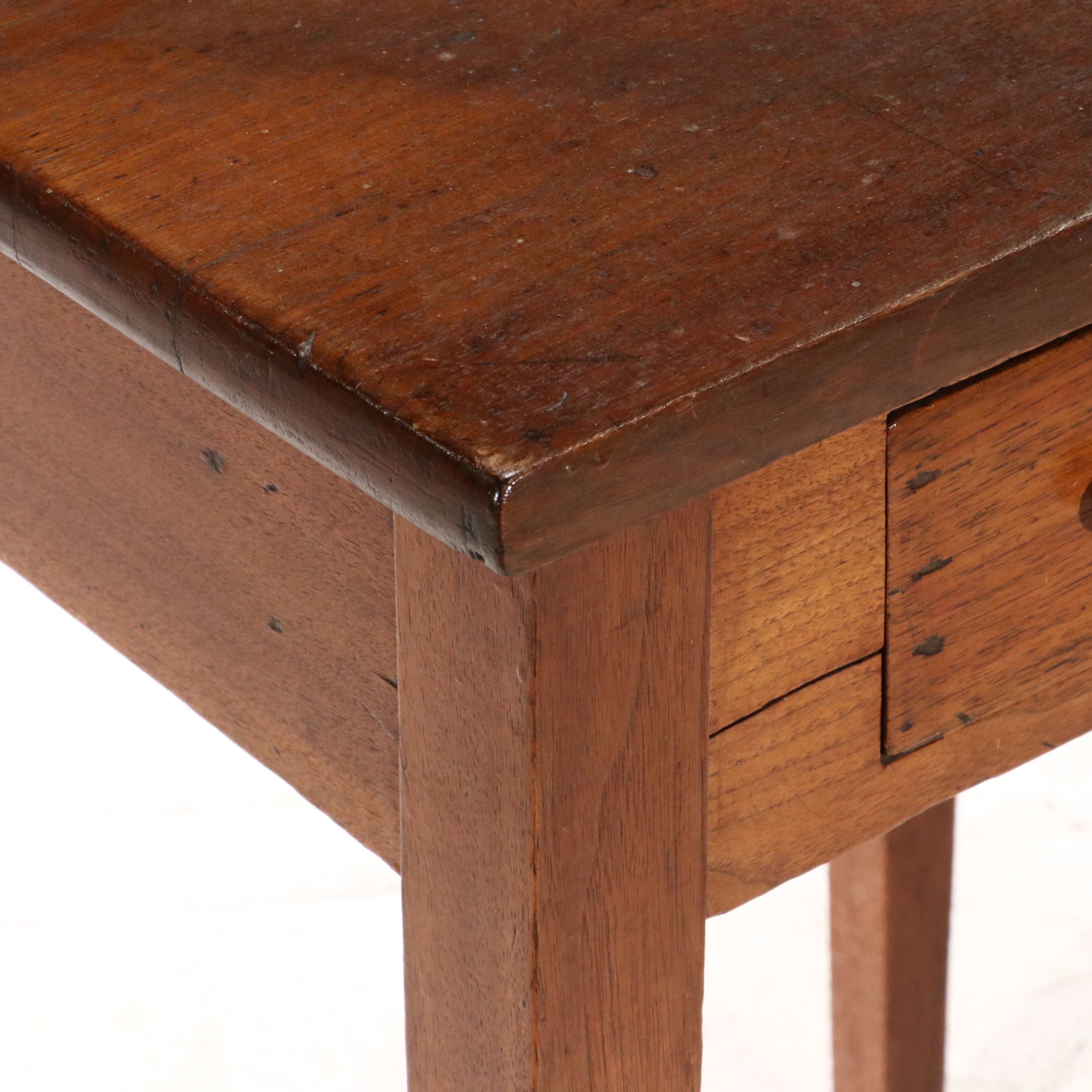 American Country Hepplewhite Style Cherry  Single Drawer Work Table, 19th C.