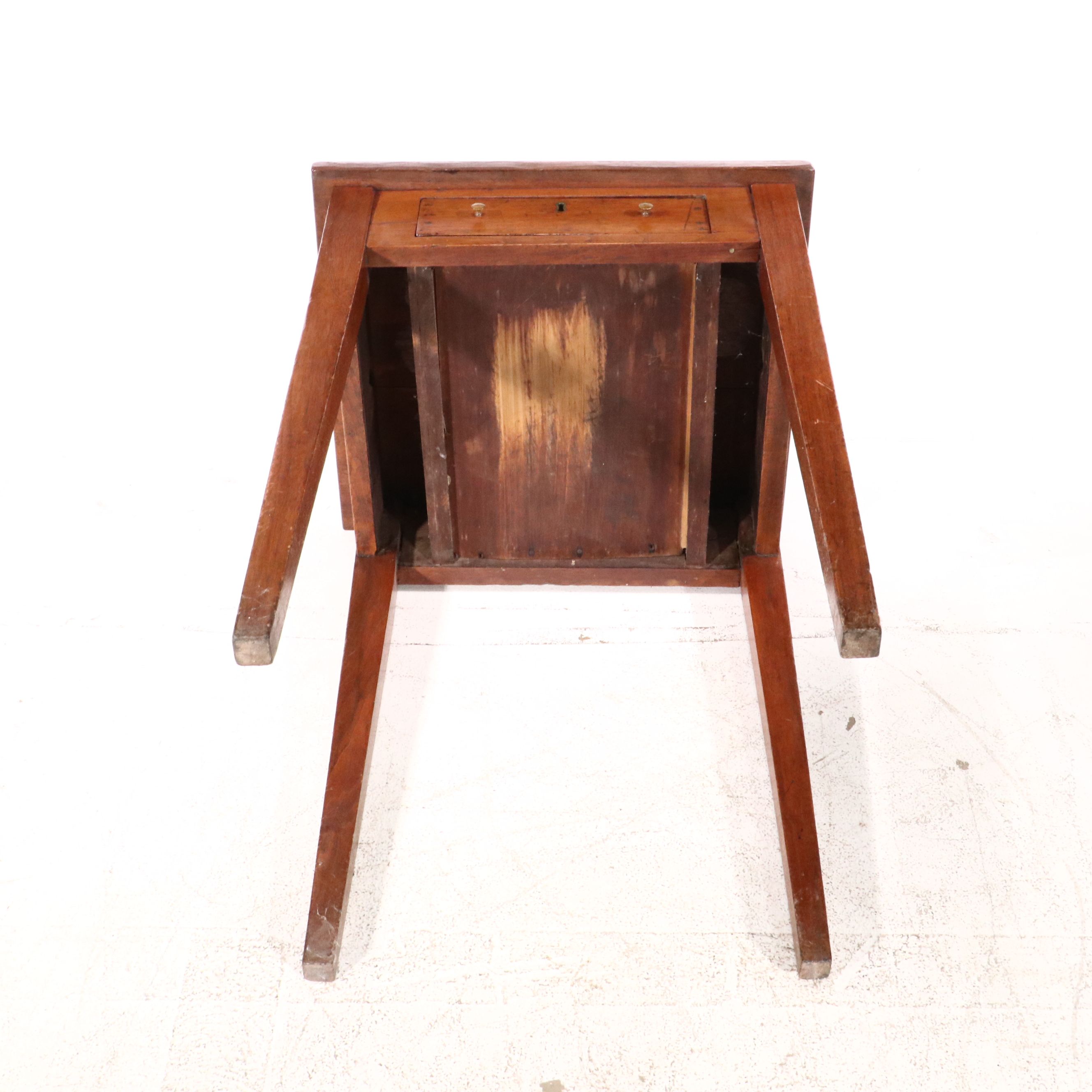 American Country Hepplewhite Style Cherry  Single Drawer Work Table, 19th C.