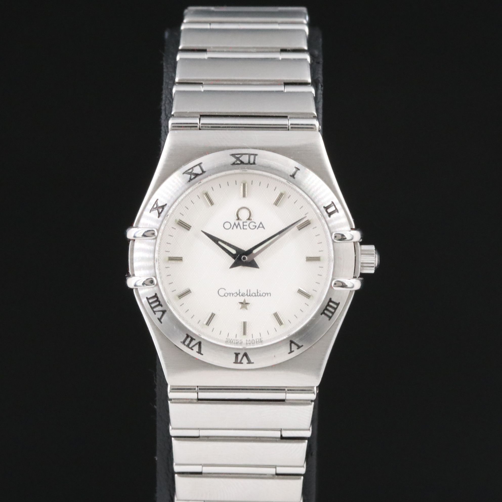 Omega Constellation 25mm Steel Quartz 1572 Watch