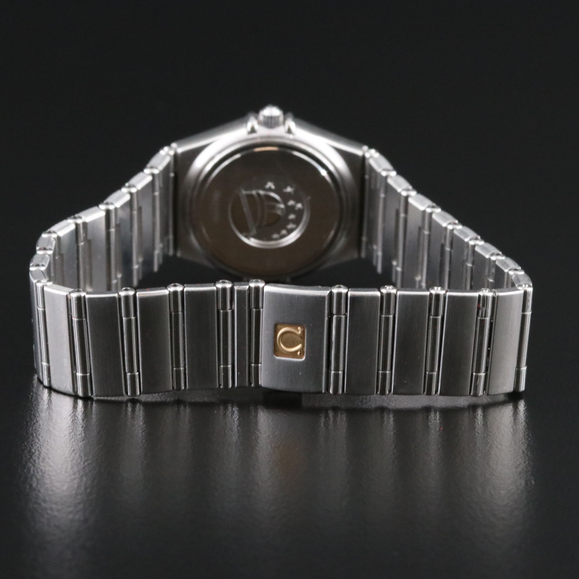 Omega Constellation 25mm Steel Quartz 1572 Watch
