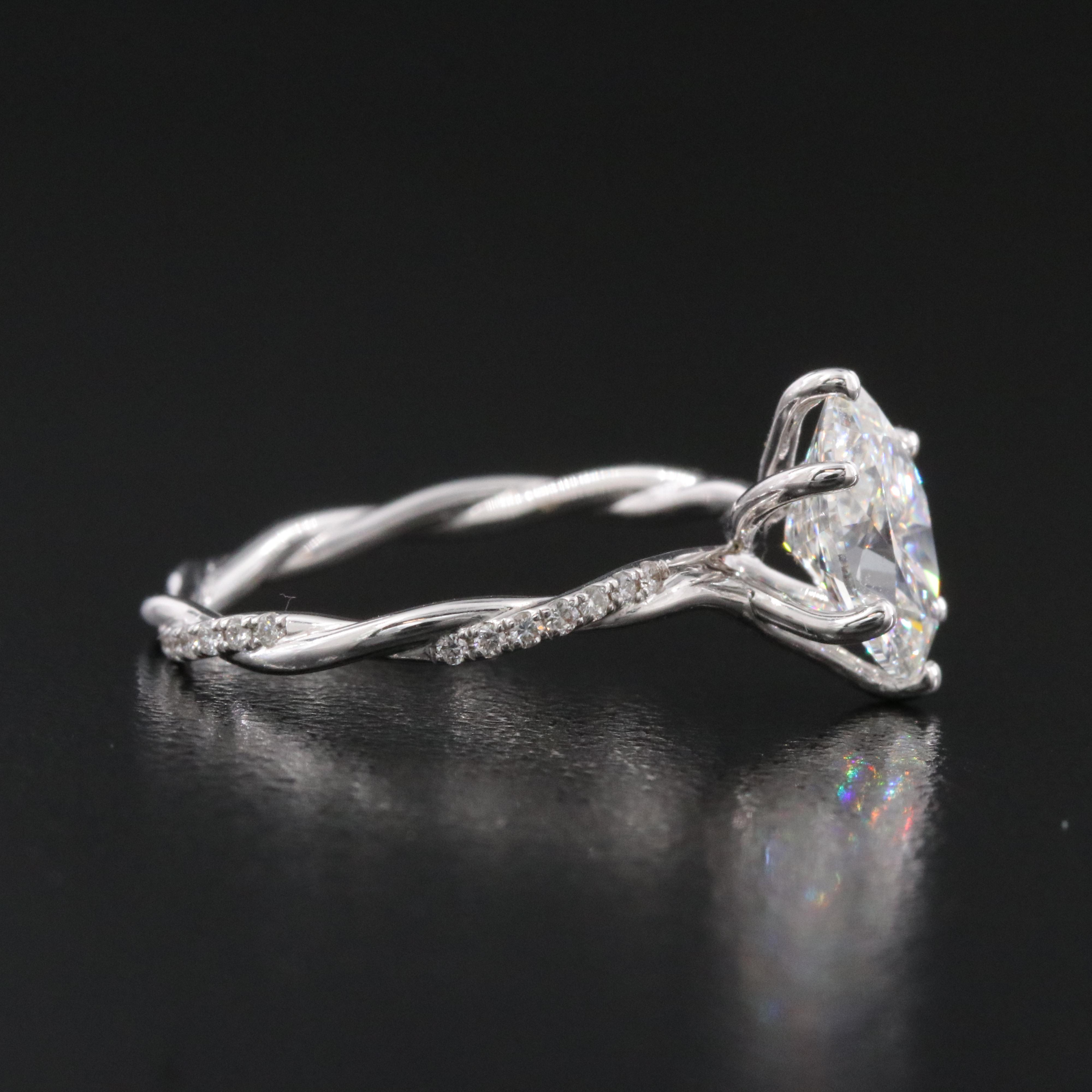 18K 1.82 CTW Lab Grown Diamond Ring with IGI Online Report