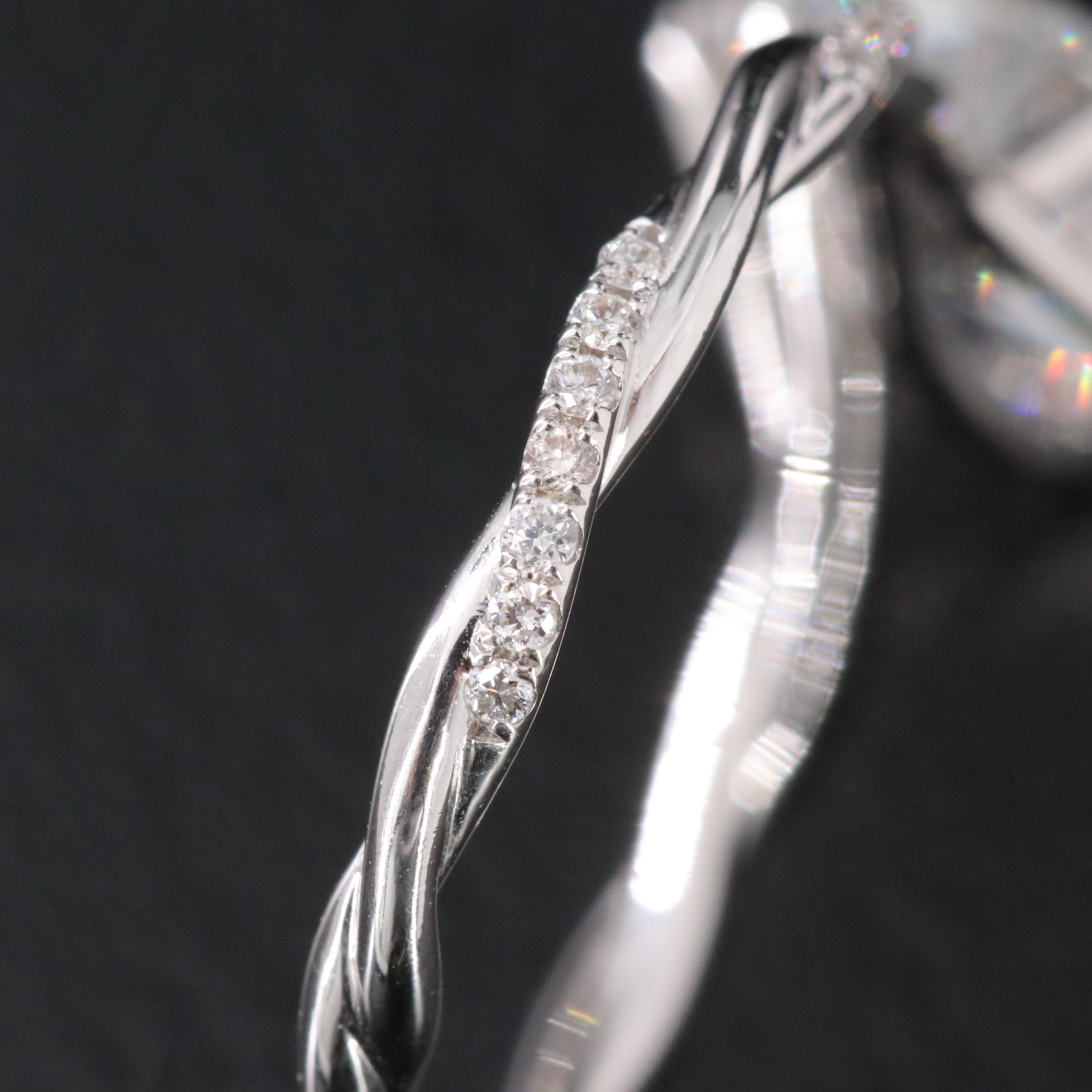 18K 1.82 CTW Lab Grown Diamond Ring with IGI Online Report