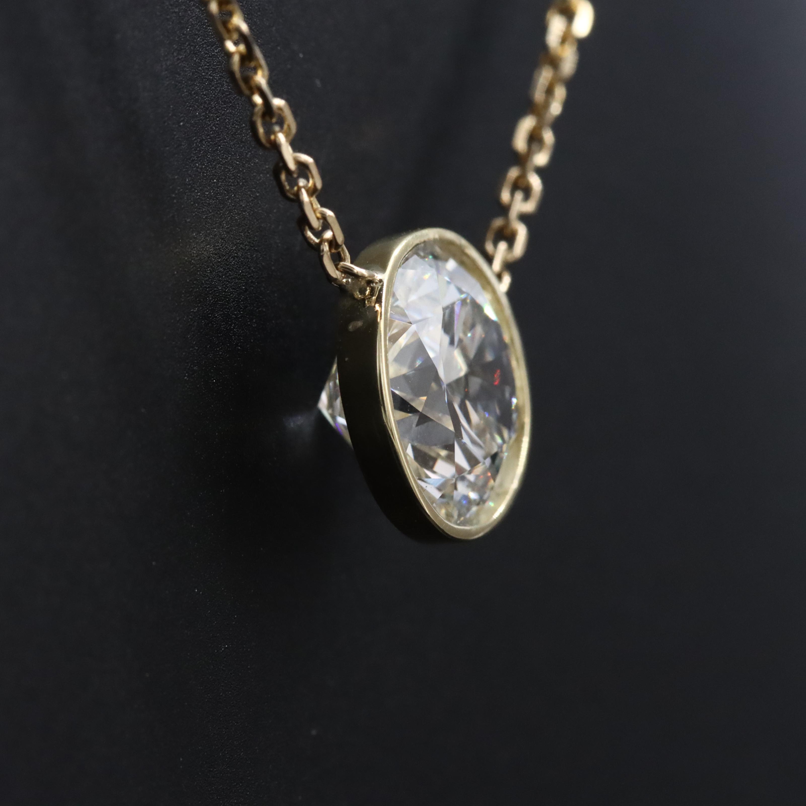 18K 2.54 CT Lab Grown Diamond Necklace with an IGI Report