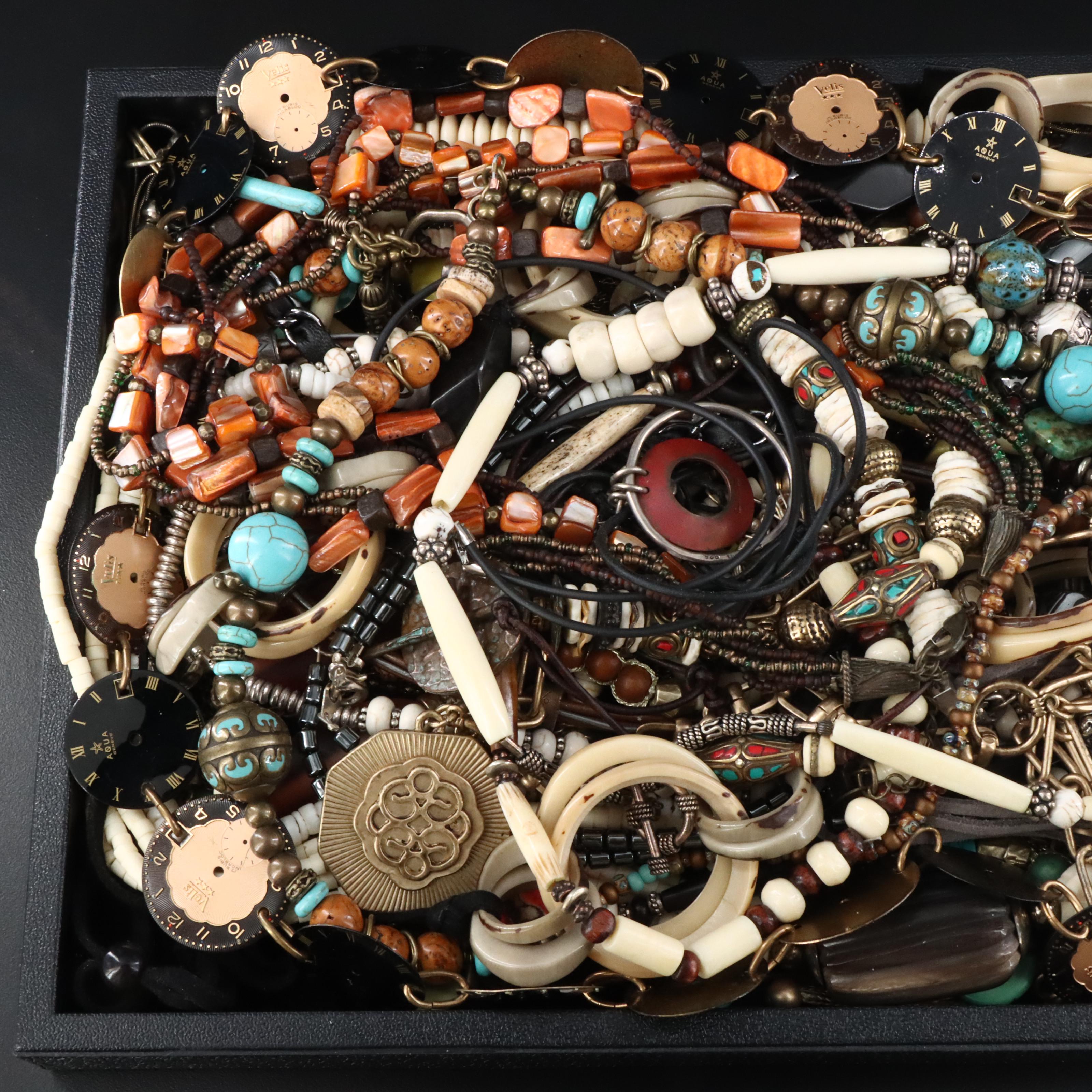 Uncommon Discoveries: Necklace Collection