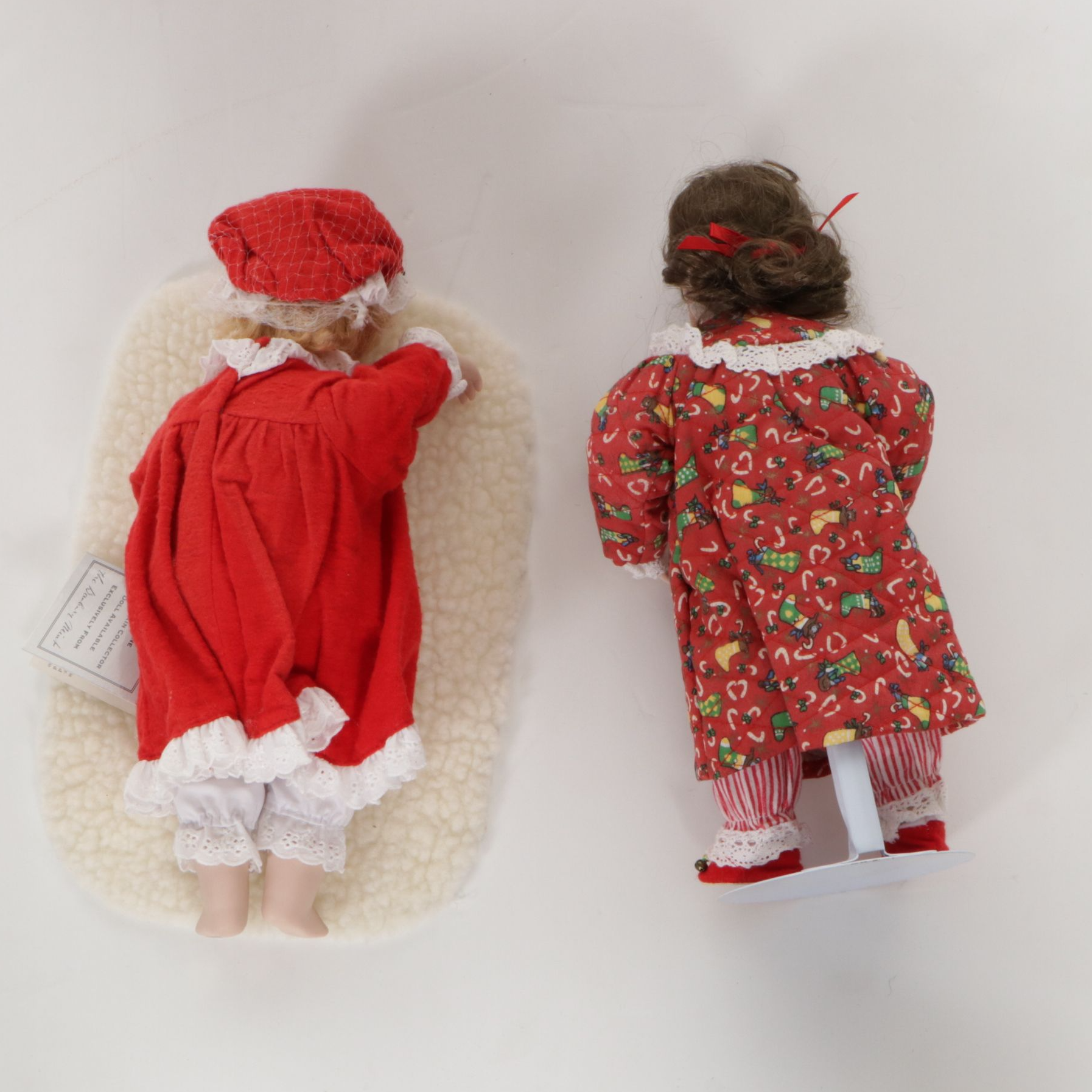 Santa Claus and His Workbench with Mrs. Claus and Holiday Dolls by Danbury Mint