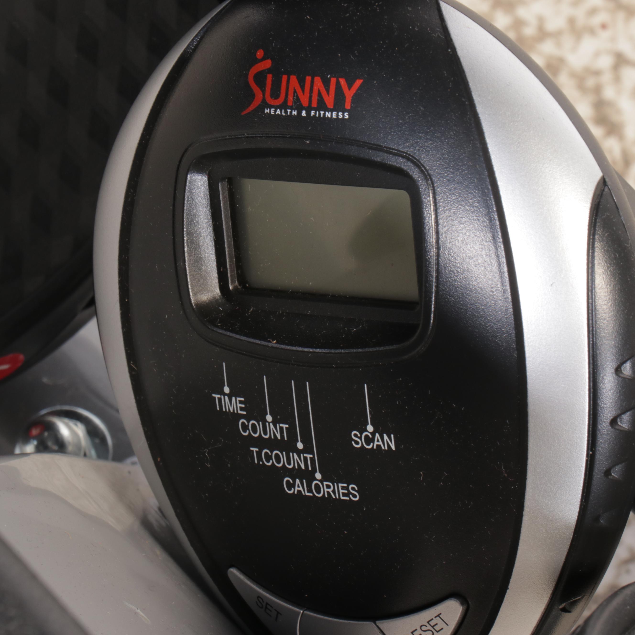 Sunny Health & Fitness Full-Motion Rowing Machine