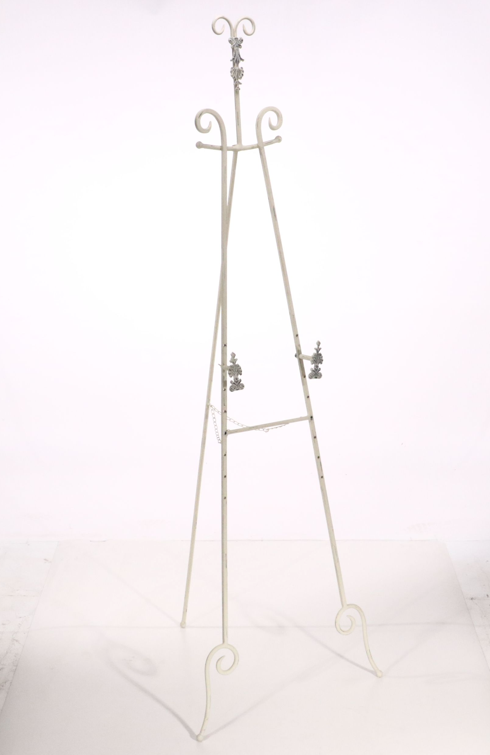 Victorian Style Painted Metal Easel