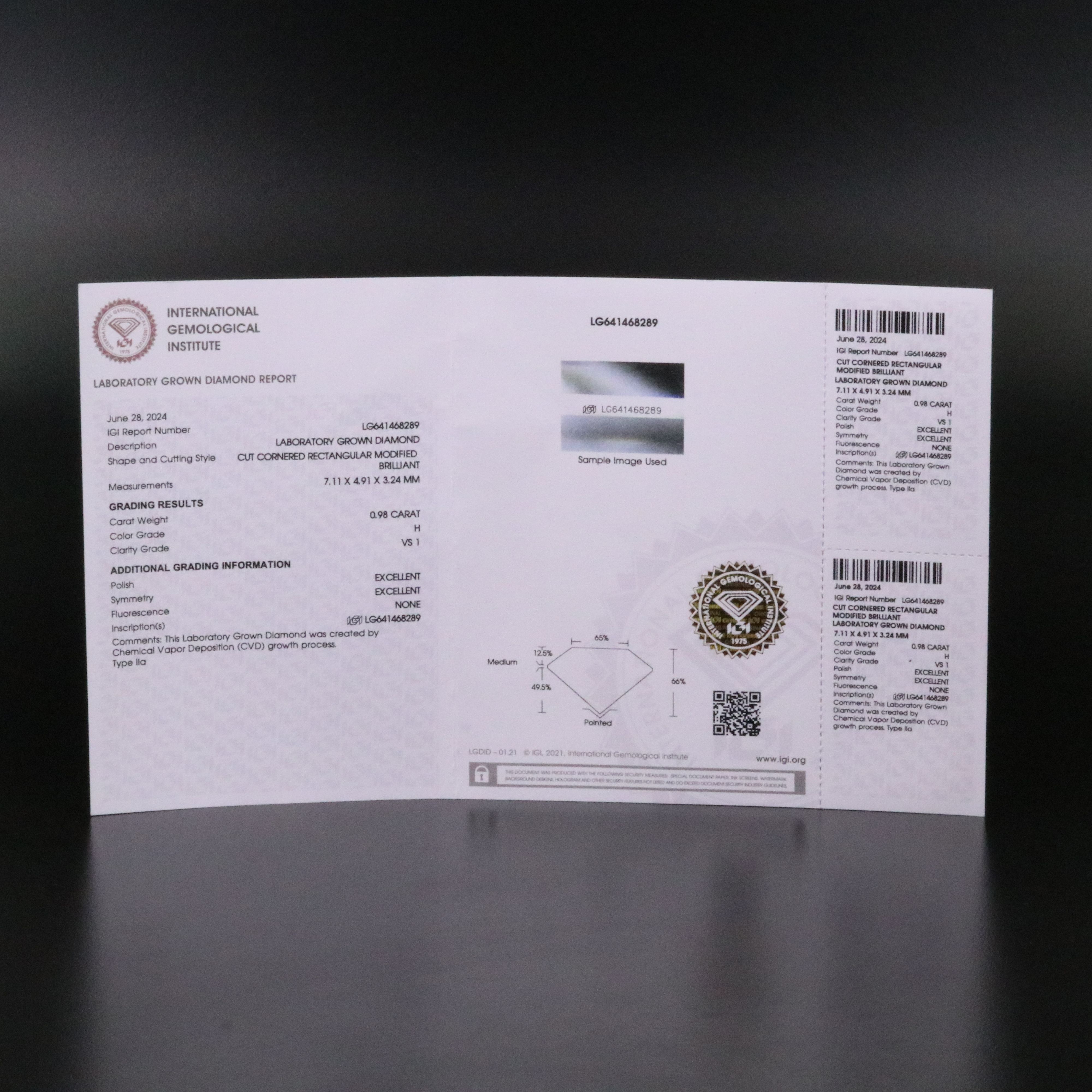 Loose 0.98 CT Lab Grown Diamond with IGI Report