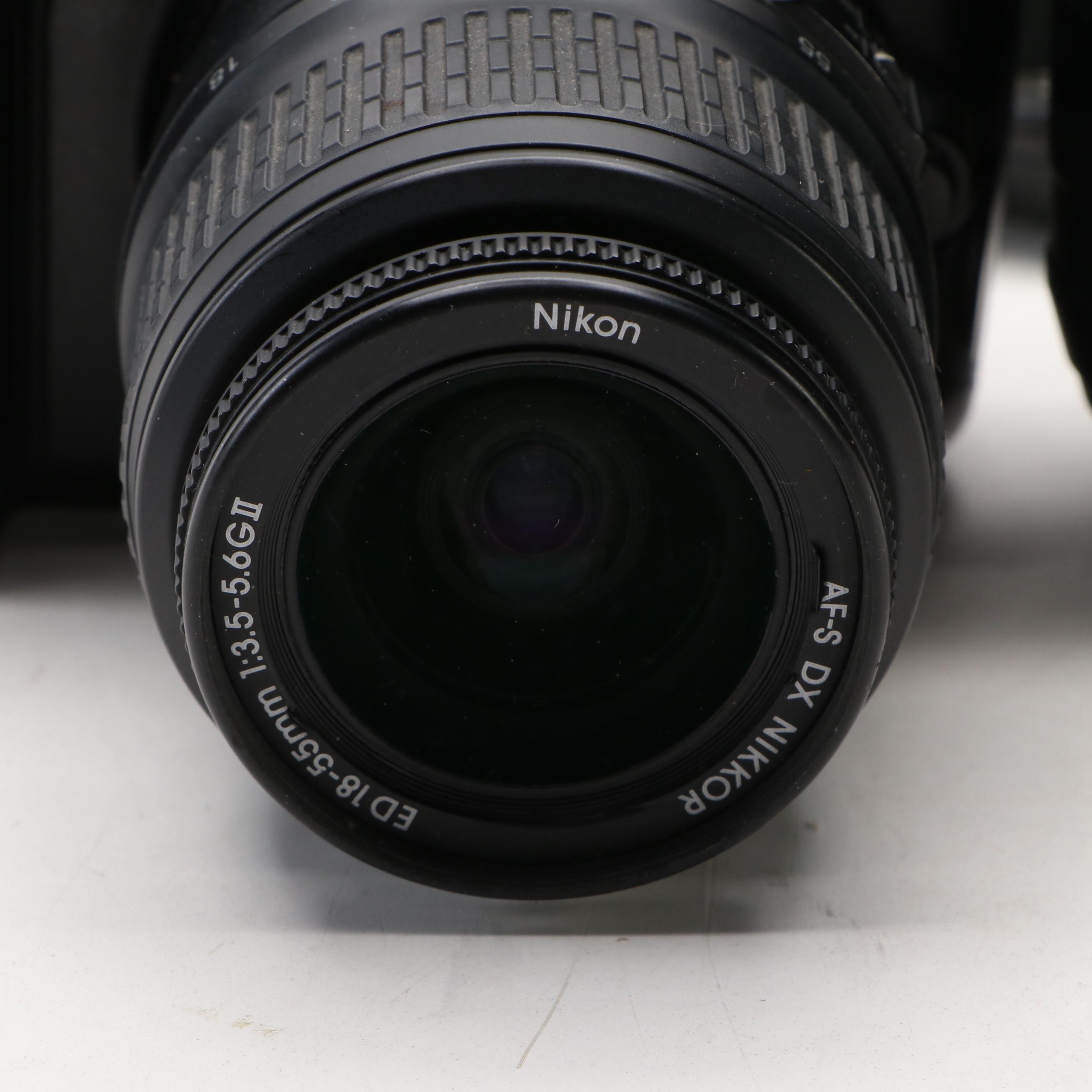 Nikon D5000 DSLR Camera with Lens and Camera Bag