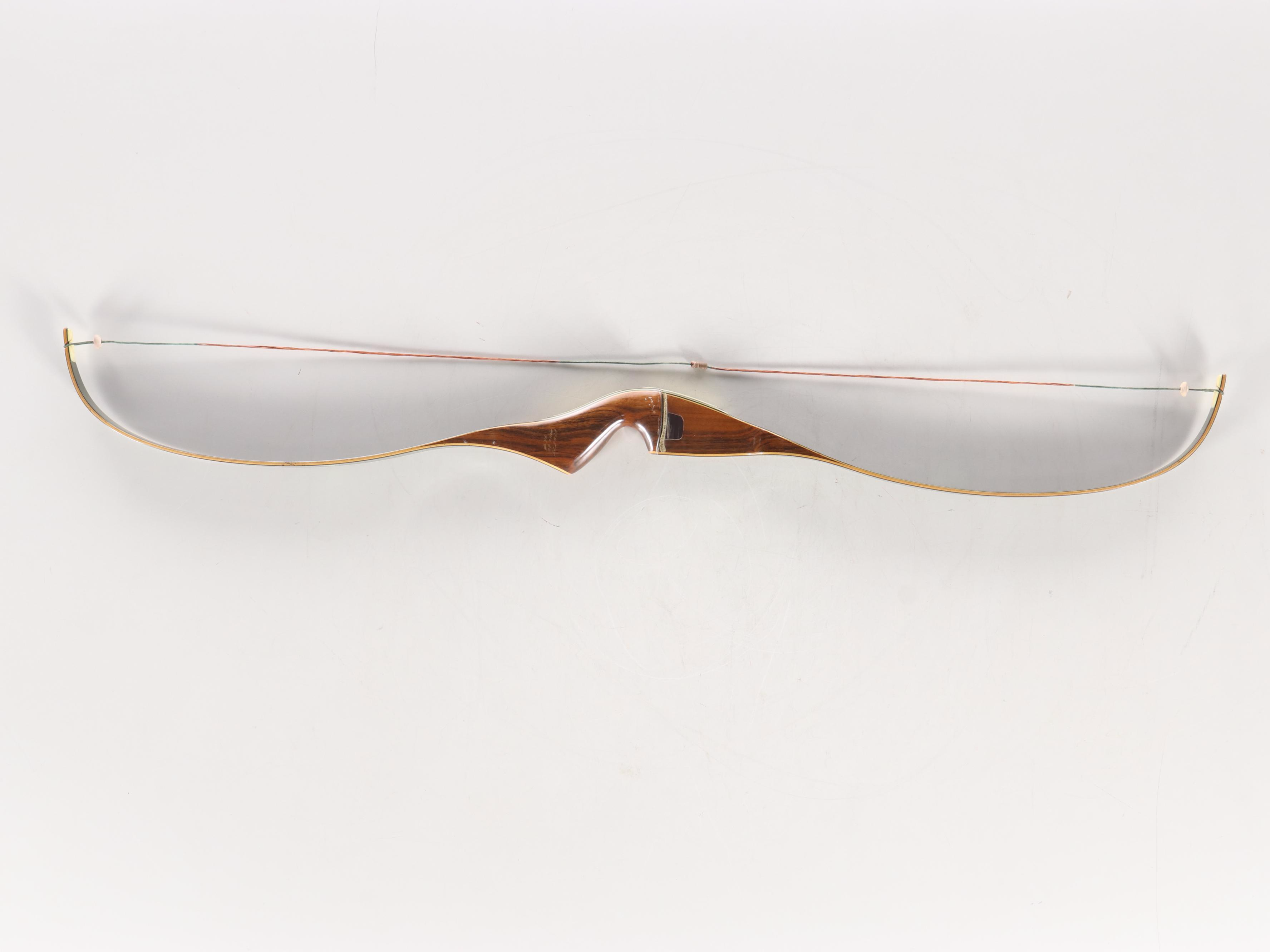 Kodiak Hunter "Bear" Recurve Bow with AG-900 Gordon Glass Arrows