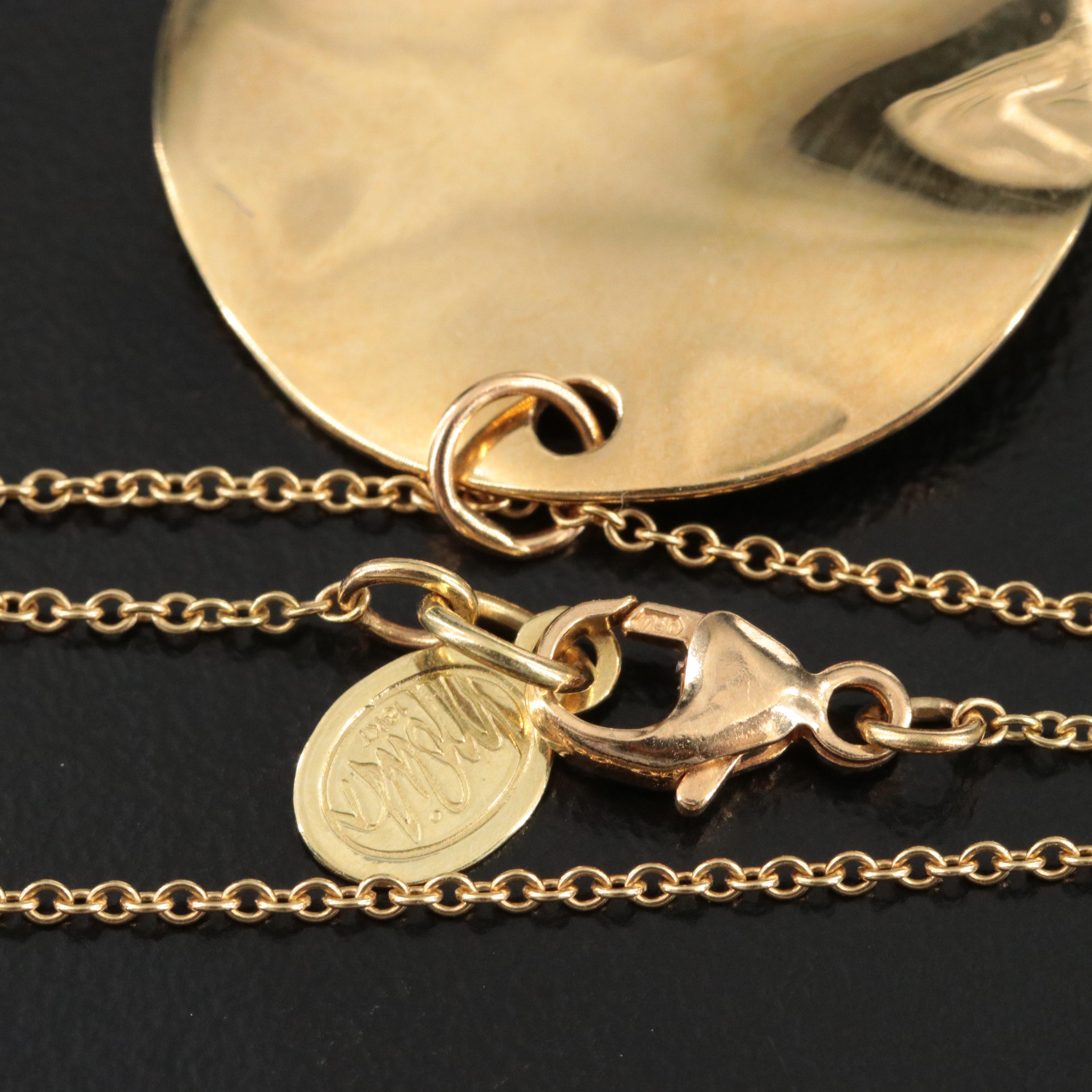 18K Wavy Disc Pendant Necklace