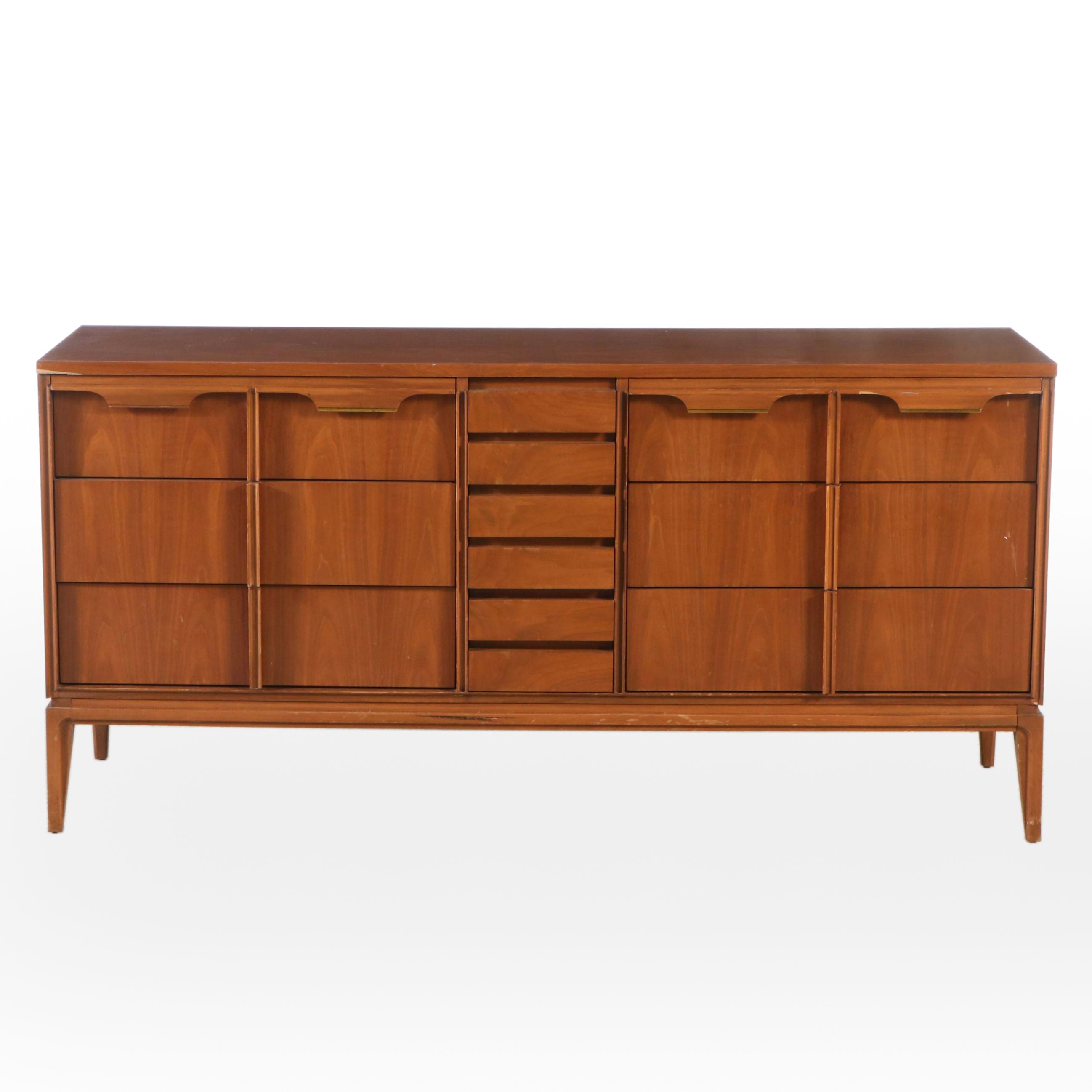 Basic-Witz Mid Century Modern Chest of Drawers