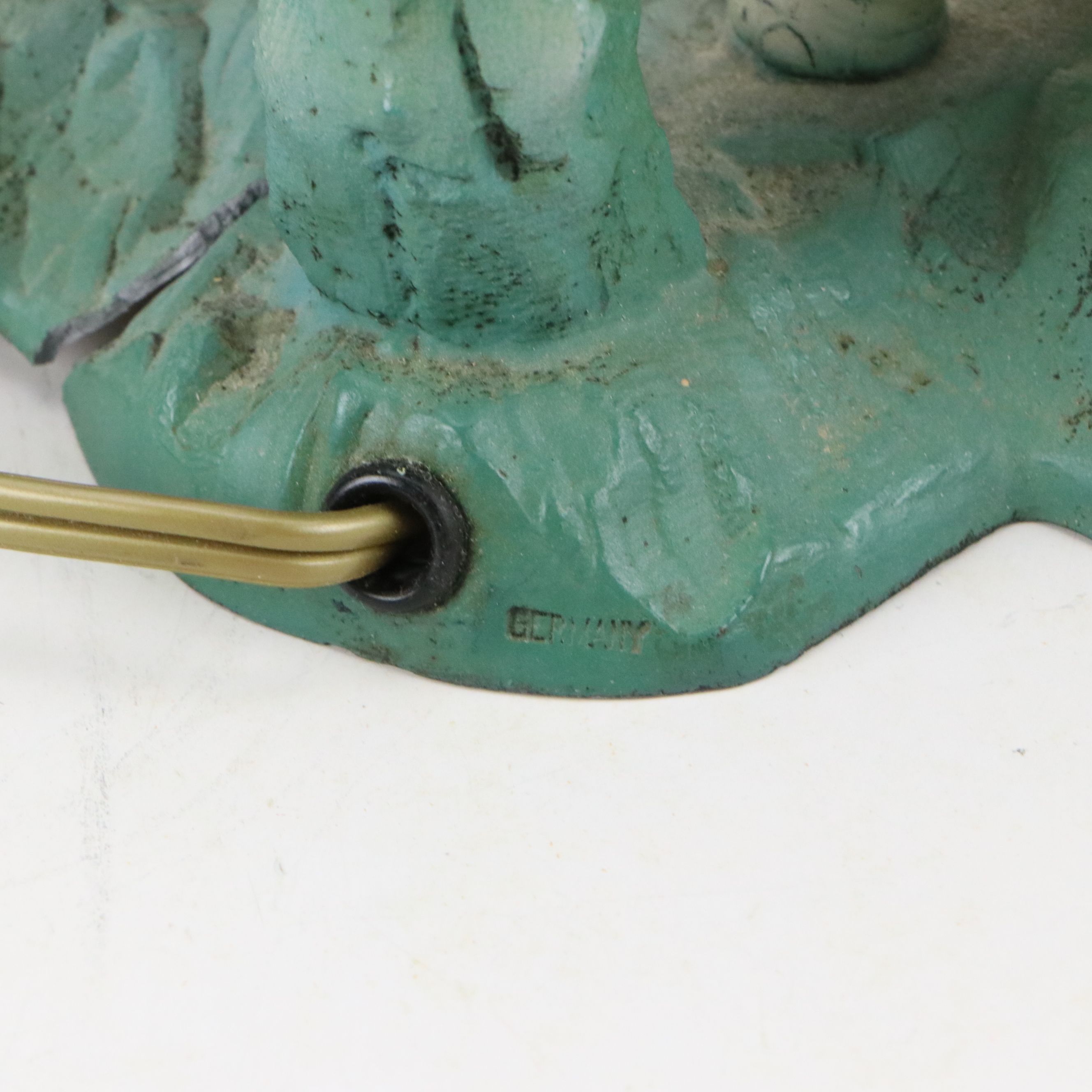 Elephants and Pink Marbled Glass Canopy Metal Table Lamp