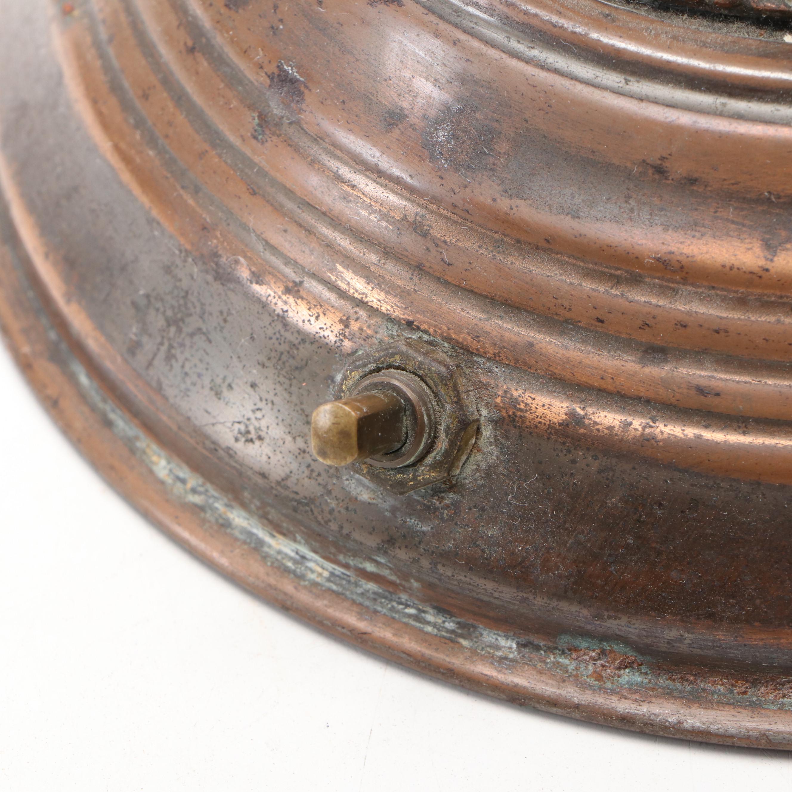 Statue of Liberty Copper on Spelter Souvenir Table Lamp, 20th Century