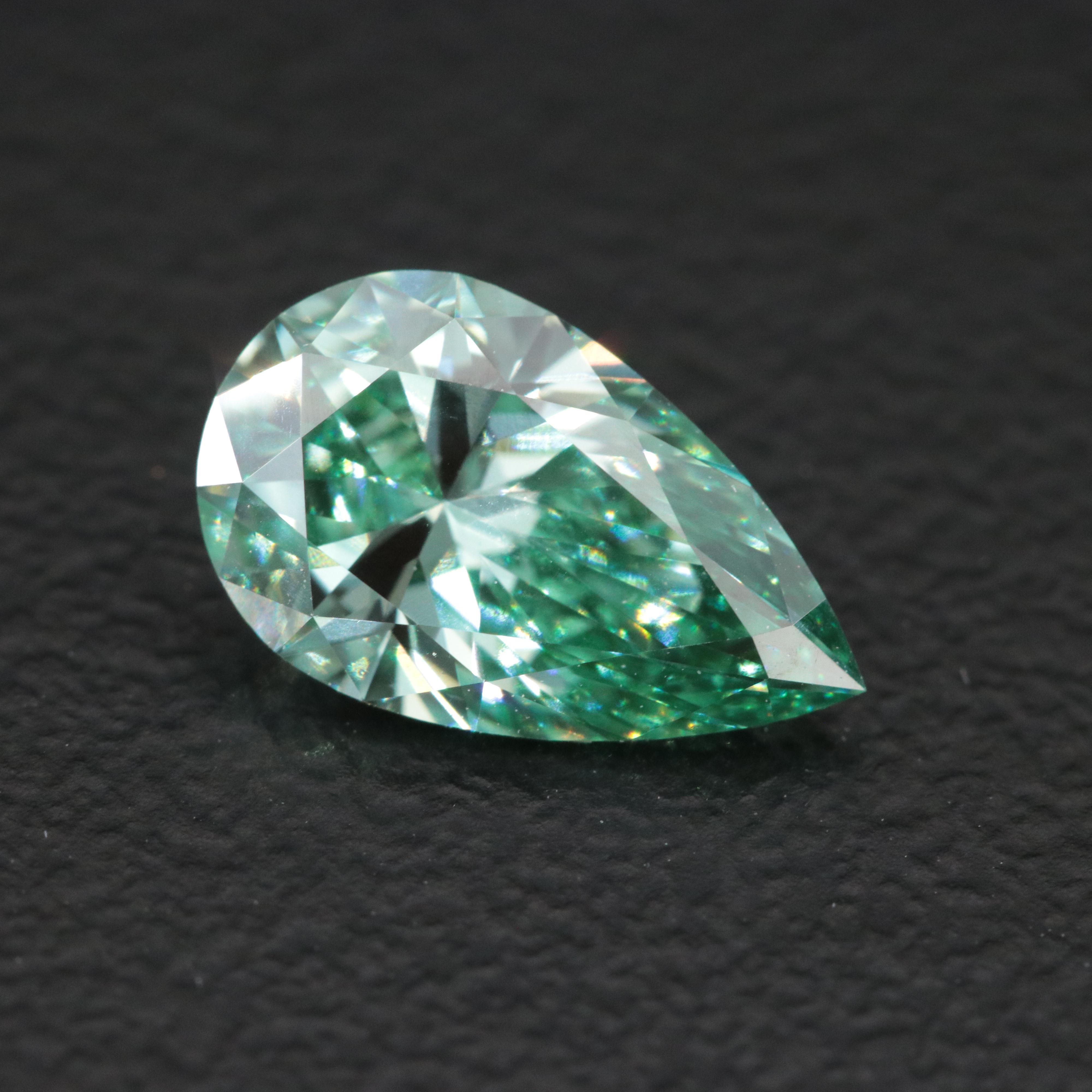 Loose 1.07 CT Lab Grown Fancy Green Diamond with IGI Report