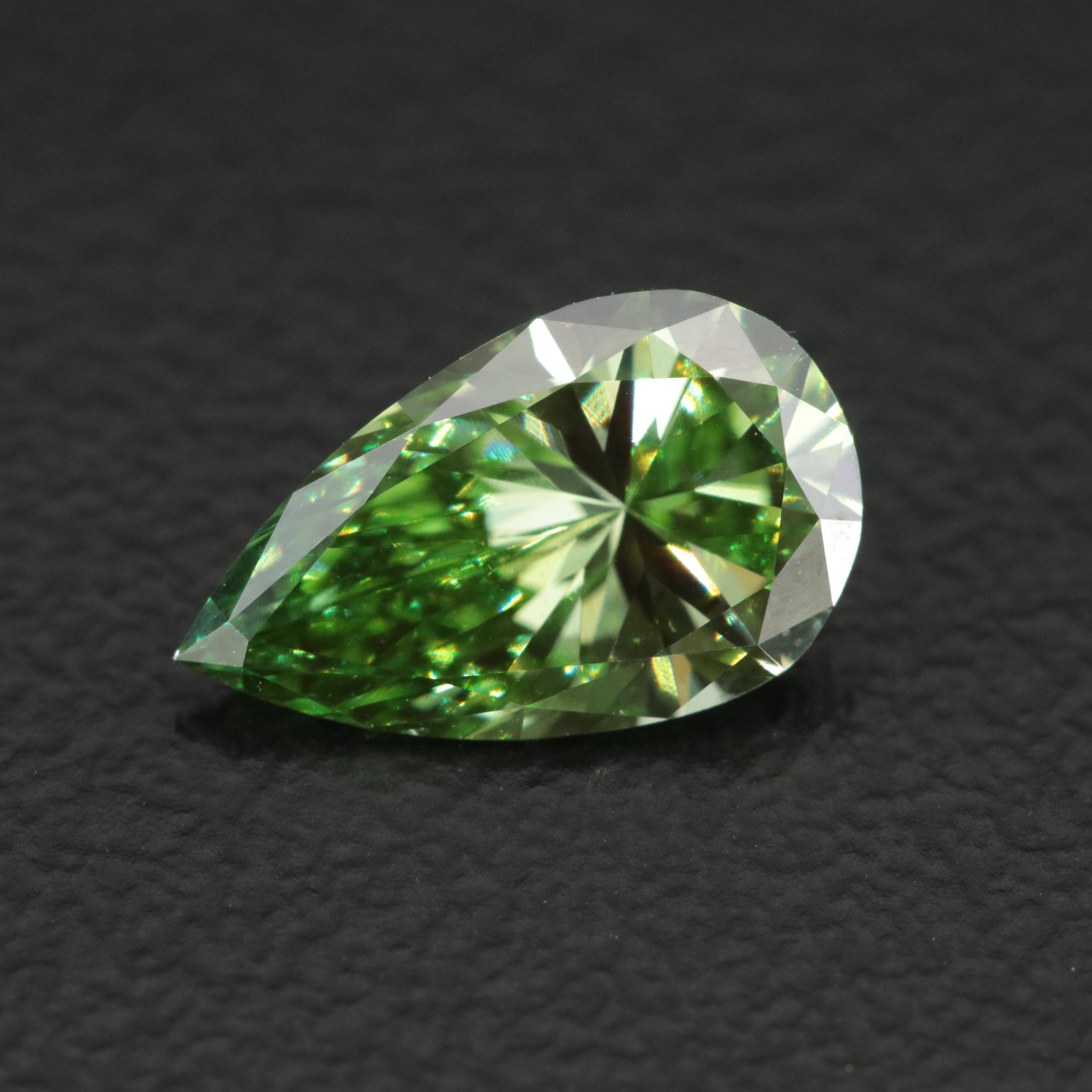 Loose 1.07 CT Lab Grown Fancy Green Diamond with IGI Report