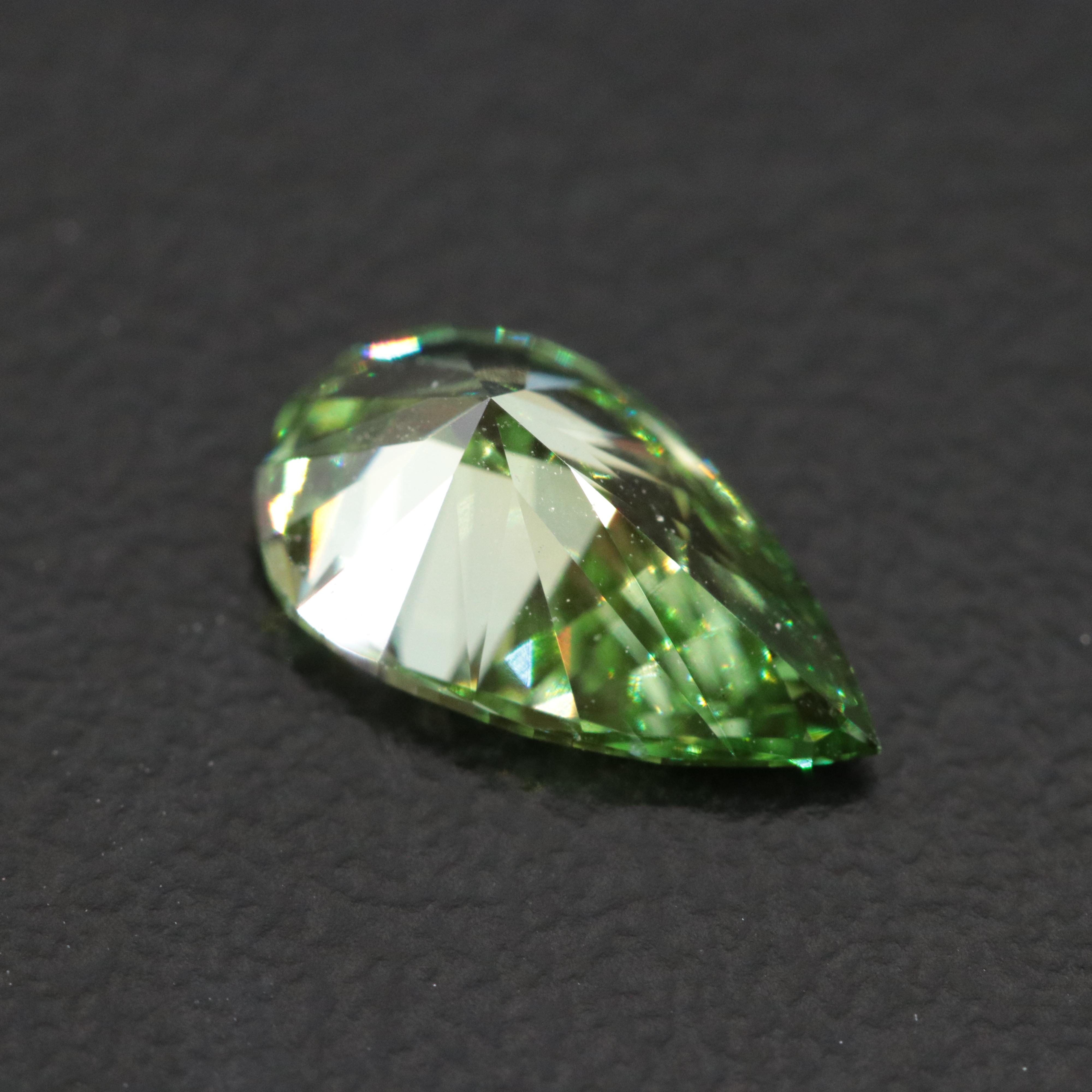 Loose 1.07 CT Lab Grown Fancy Green Diamond with IGI Report