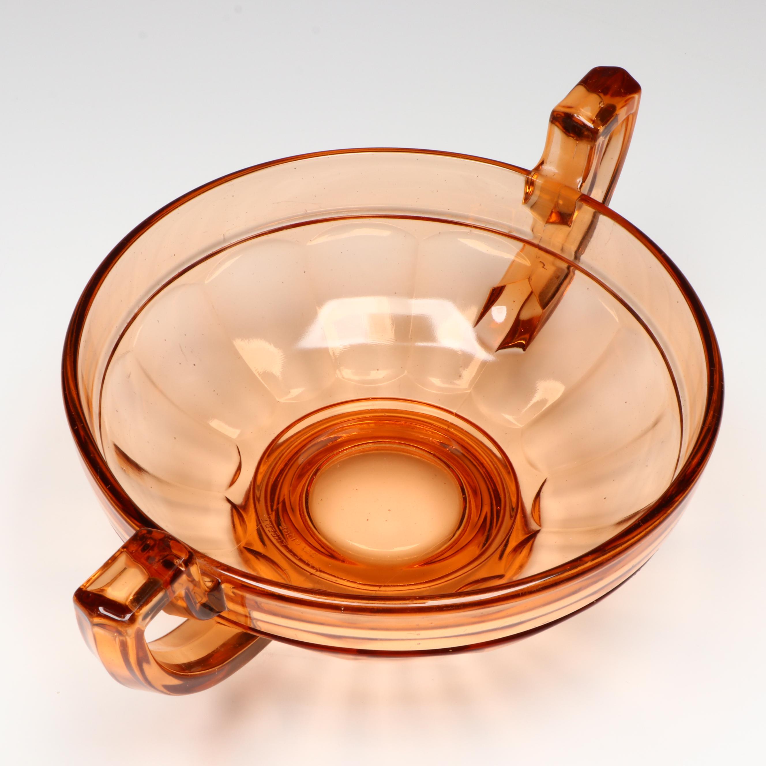 Charles Graffart and René Delvenne for Val St. Lambert Luxval "Noémie" Coupe