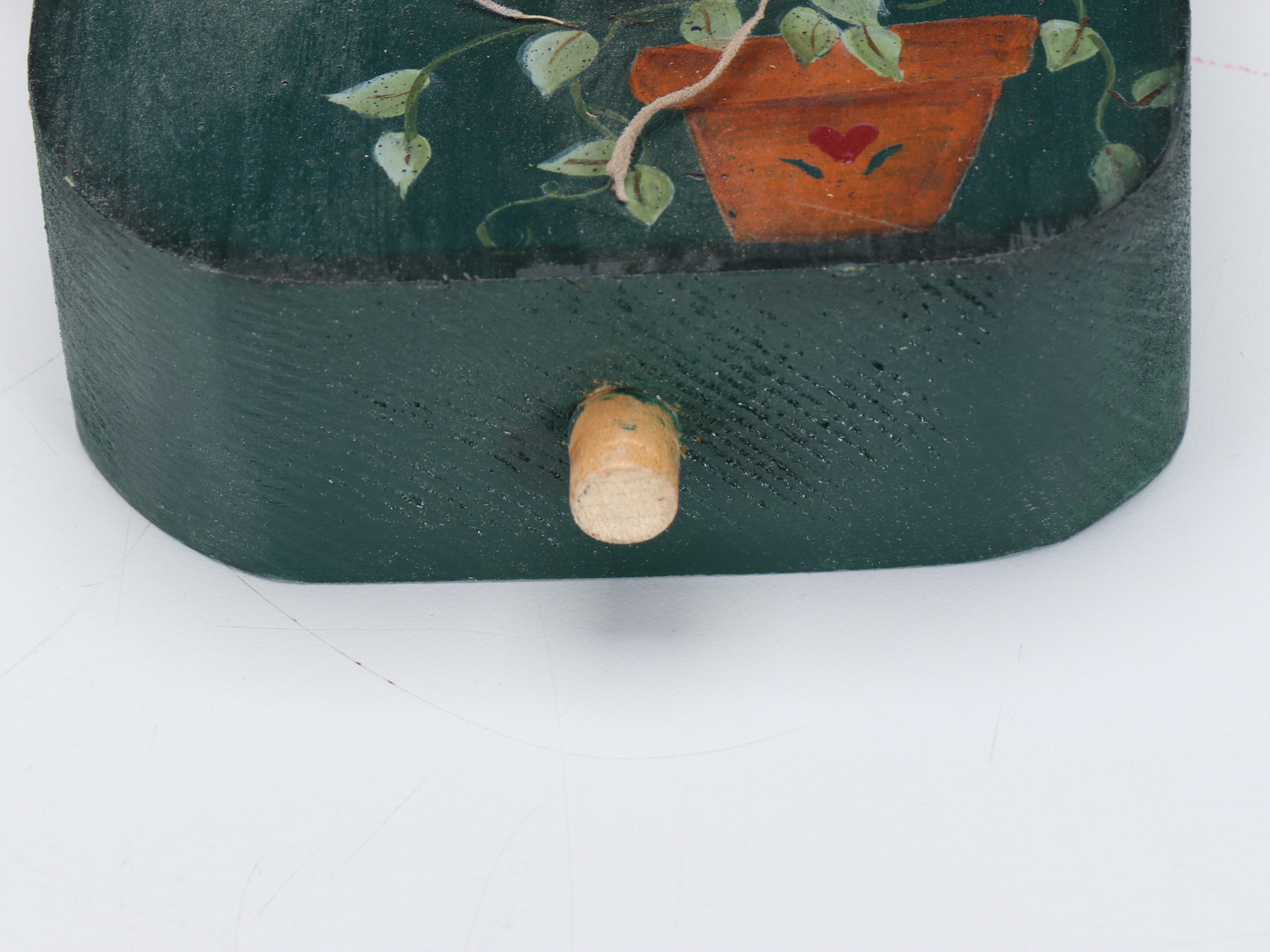 Polychrome Decorated "Welcome" Decoration with Grapevine Wreaths and More Décor