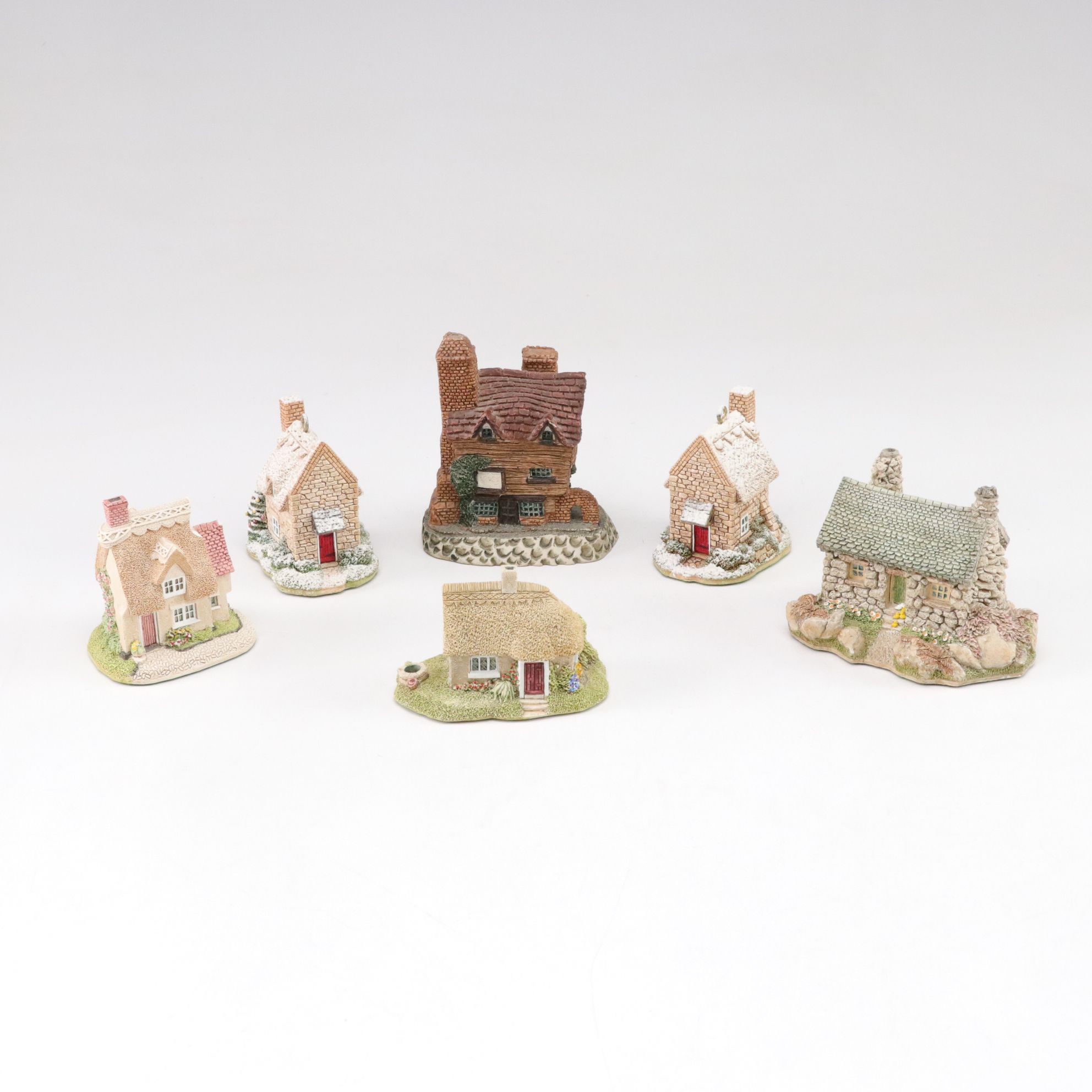 Six Lilliput Lane Buildings with "Ugly House" and "Robin Cottage"
