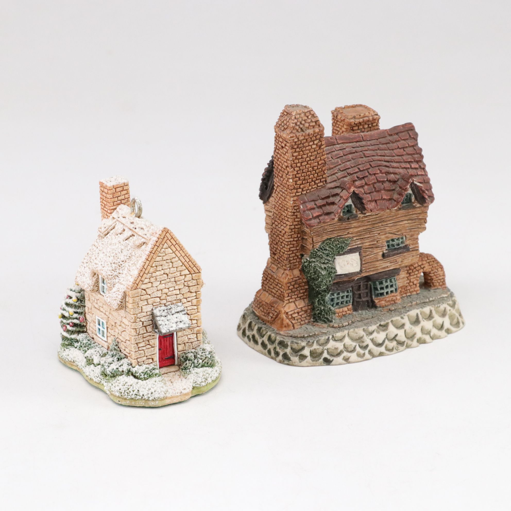 Six Lilliput Lane Buildings with "Ugly House" and "Robin Cottage"