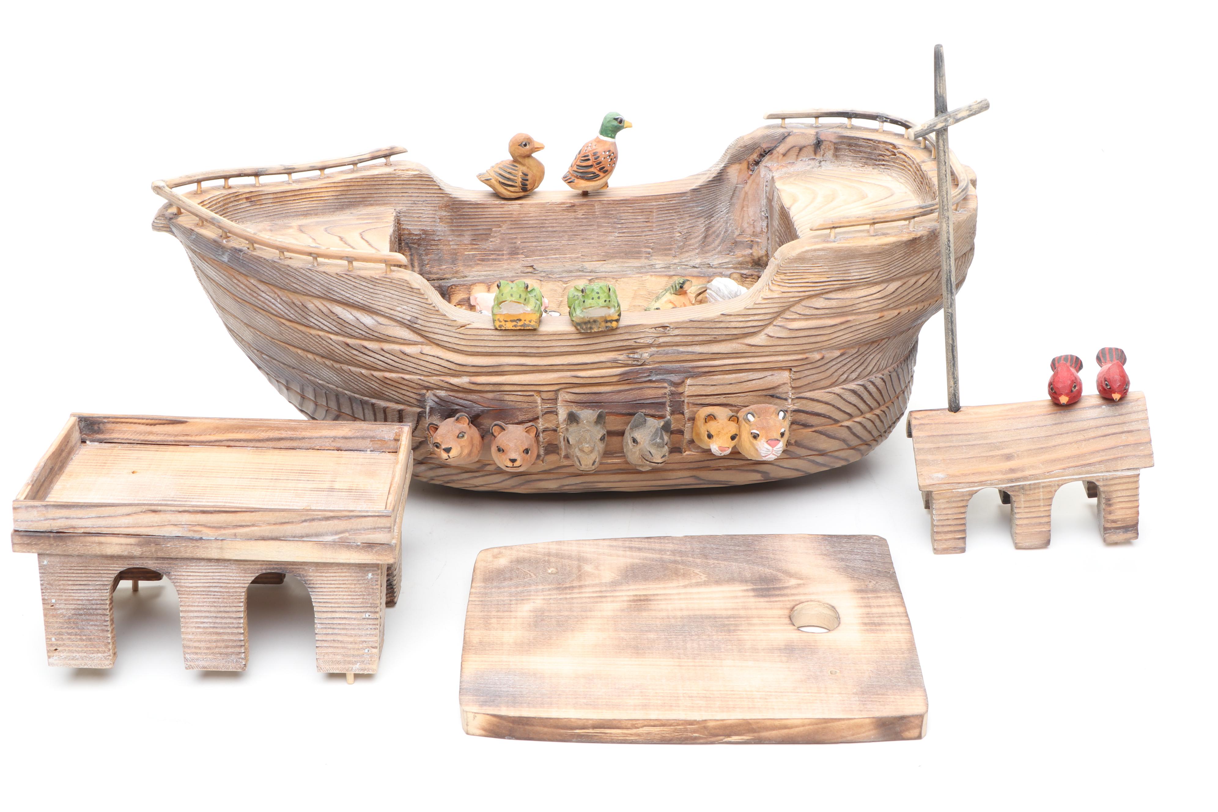 Russian Hand-Carved Wood Noah's Ark with Polychrome Animals