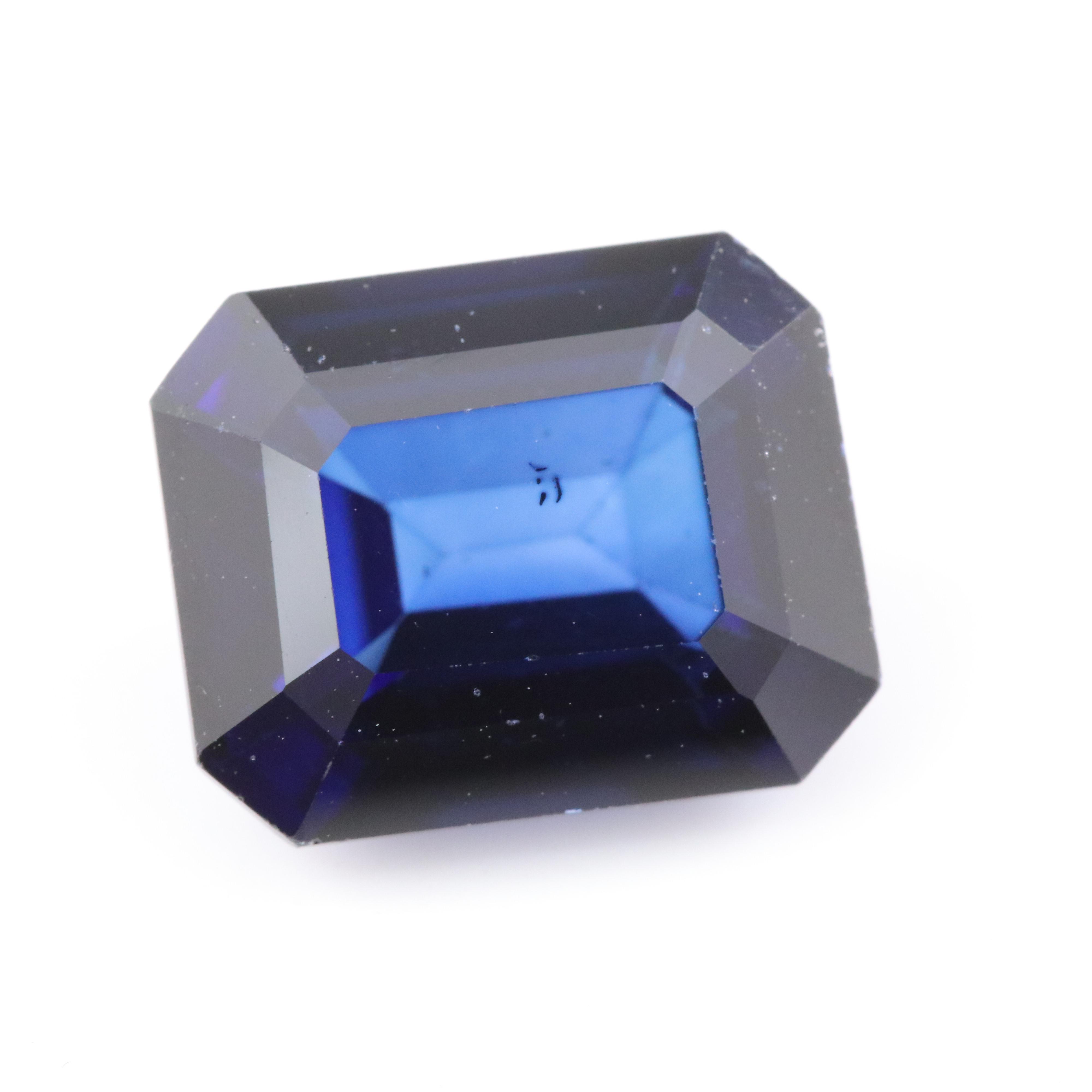 Loose 5.56 CT Lab Grown Sapphire