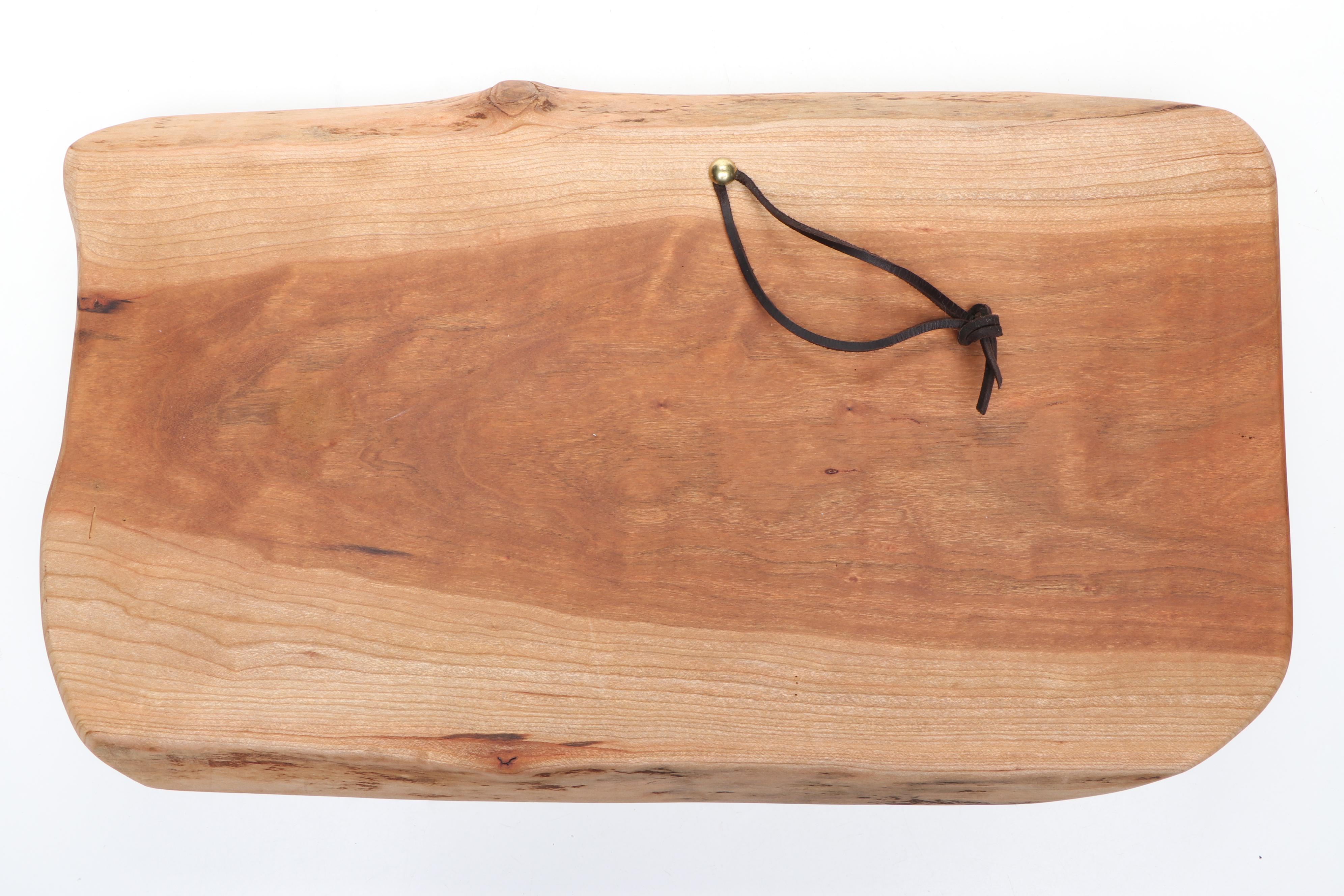 Contemporary Larch Wood Canada Cutting Board with Wooden Slab Lazy Susan