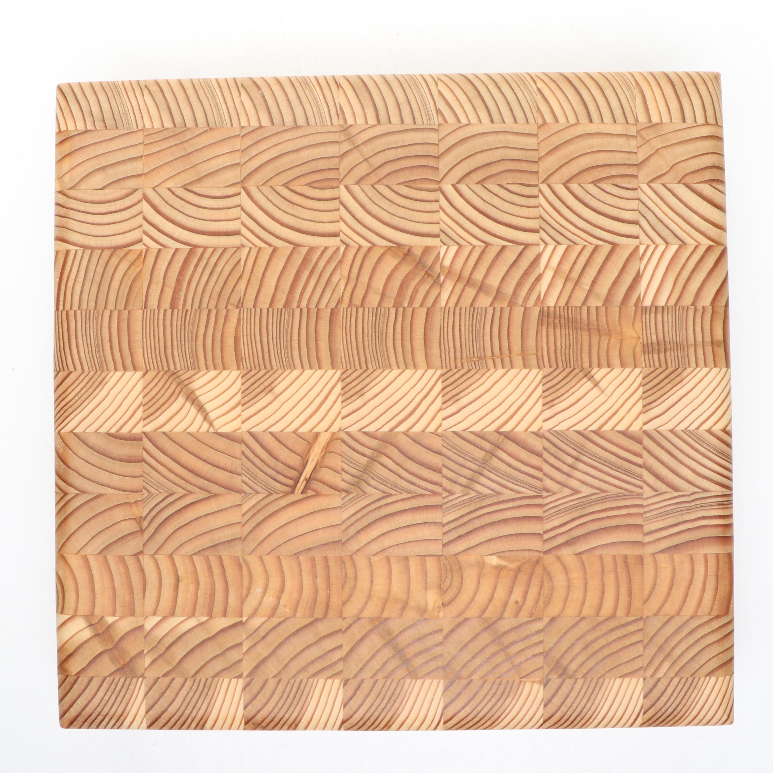 Contemporary Larch Wood Canada Cutting Board with Wooden Slab Lazy Susan