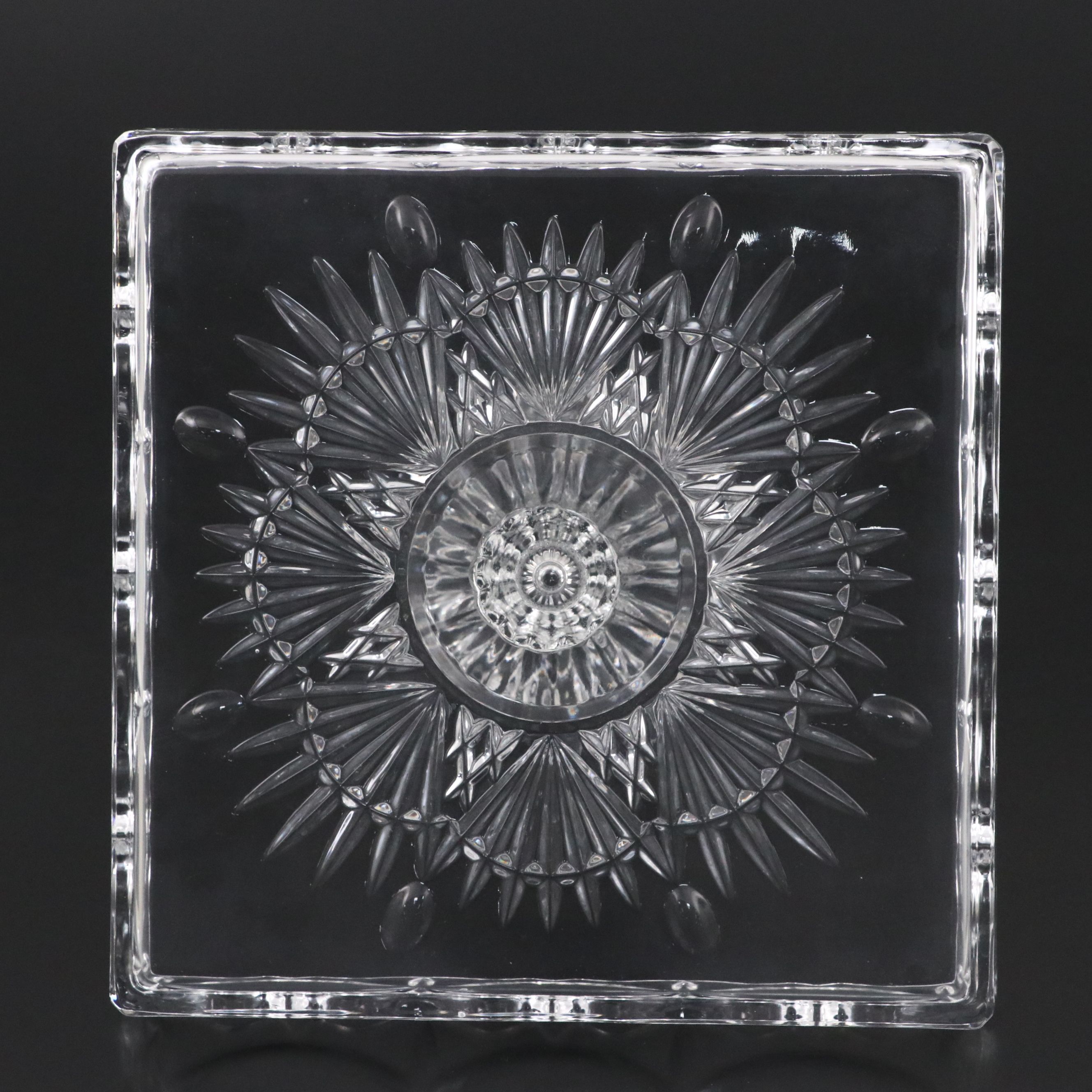 Godinger Crystal "Freedom" Cake Stand, 2002–2018