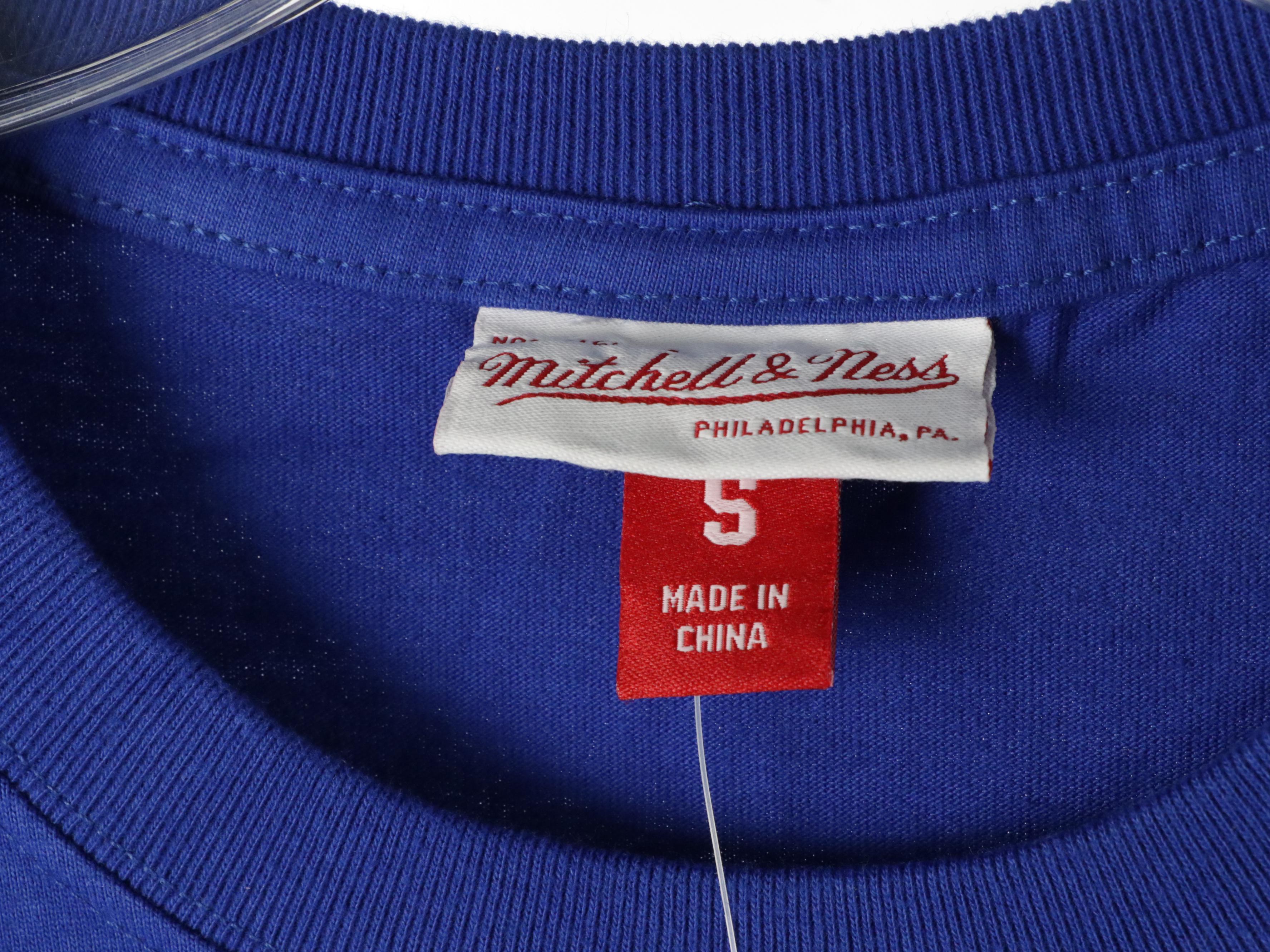 Men's Mitchell & Ness Athletic Theme Graphic Tees Featuring New York Islanders