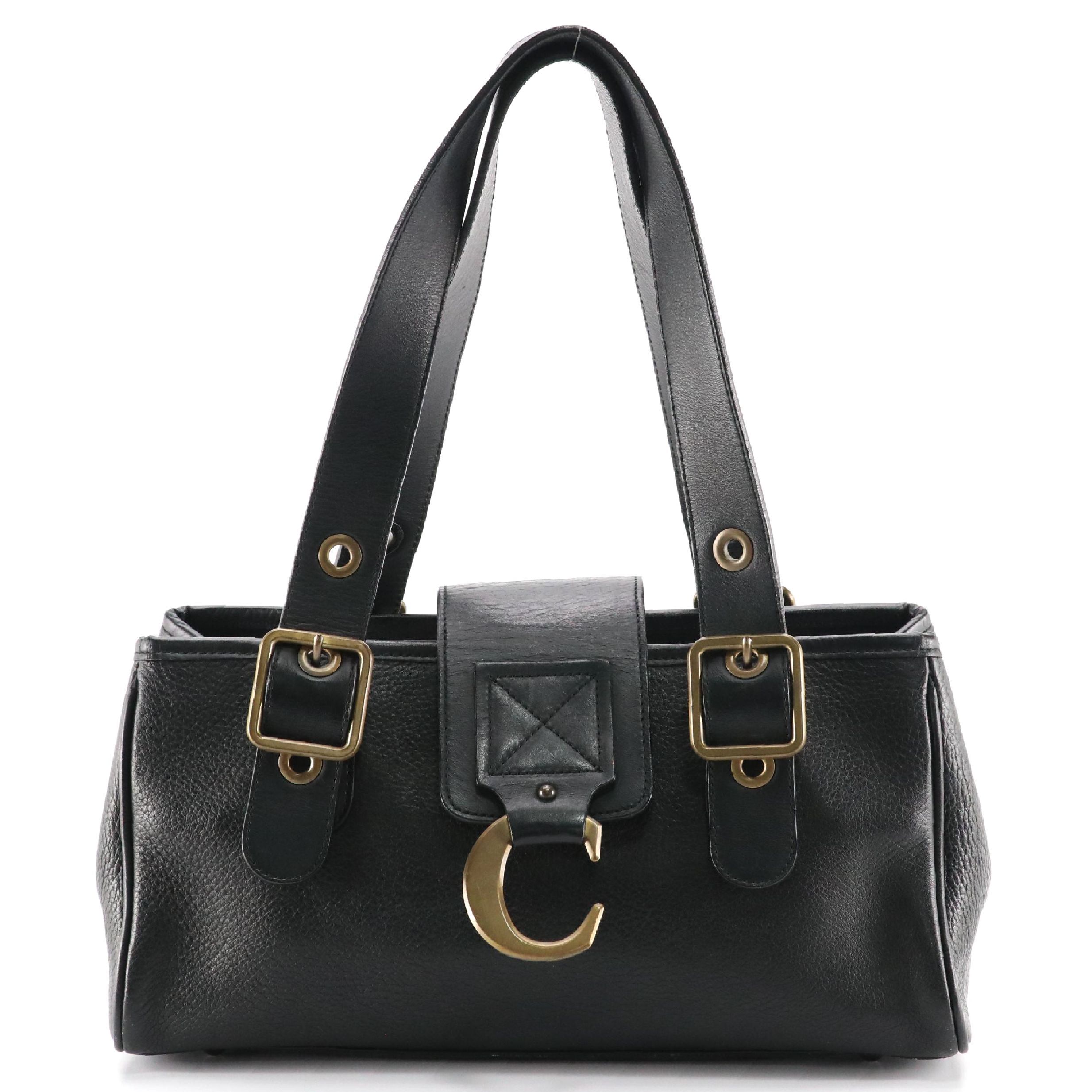 Chloé Signature C Shoulder Bag in Black Grained Leather