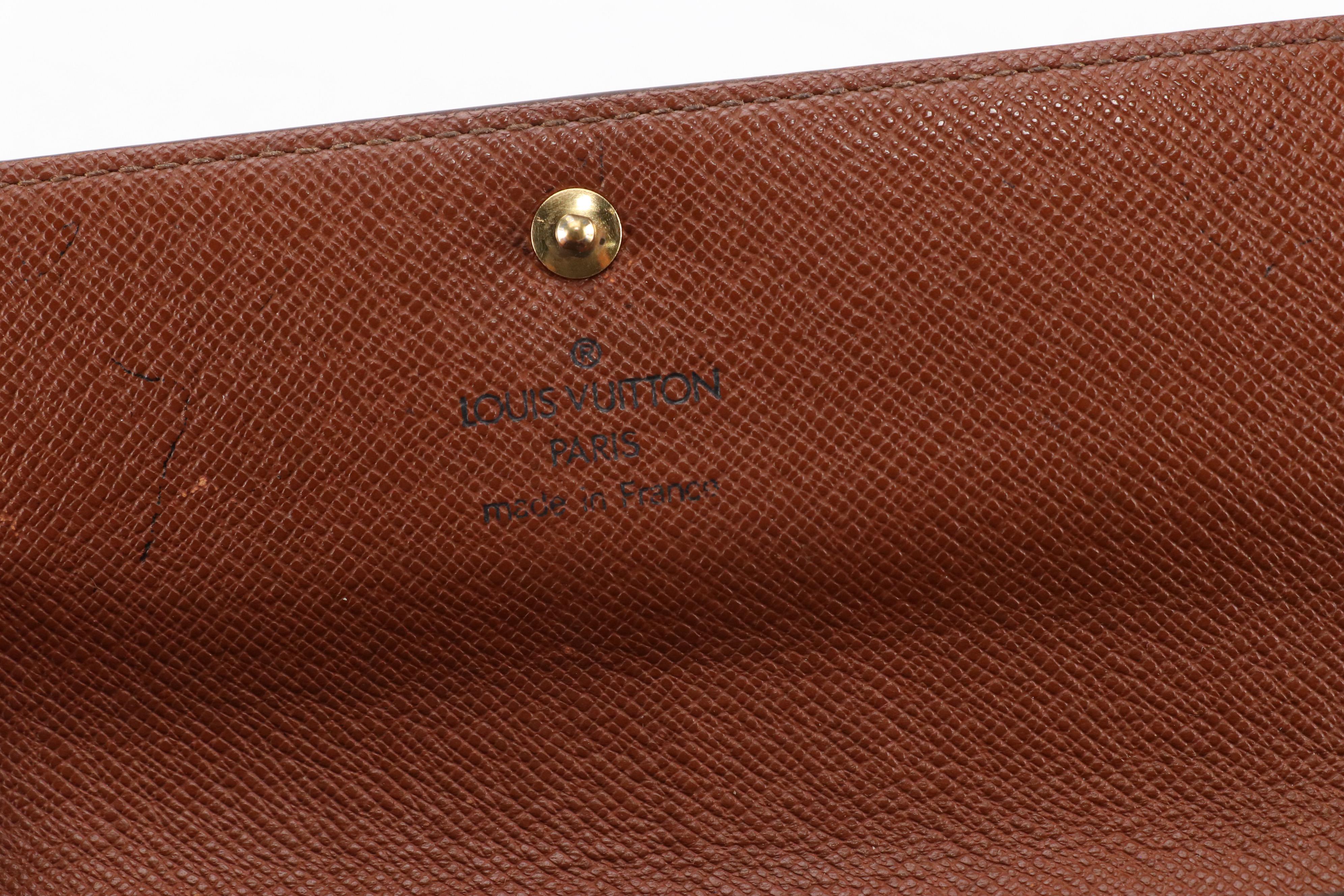 Louis Vuitton Sarah Wallet in Monogram Canvas