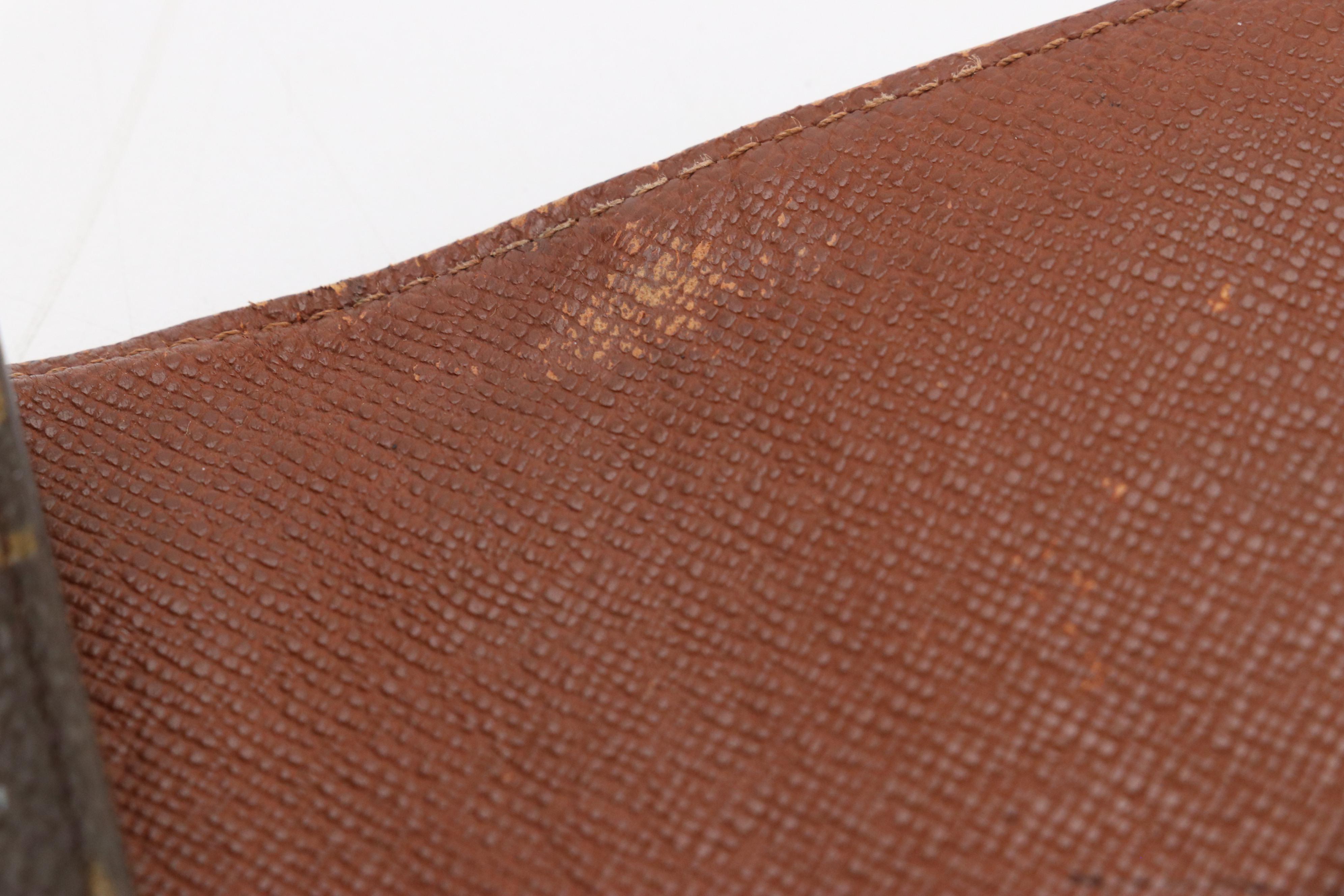 Louis Vuitton Sarah Wallet in Monogram Canvas