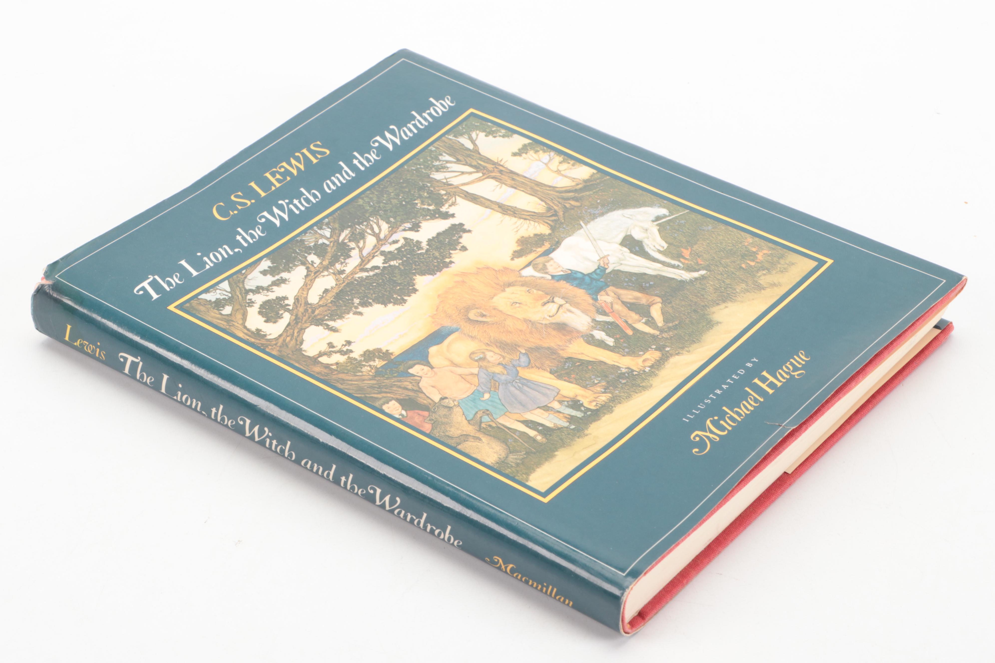 First Illustrated Deluxe Edition "The Lion, the Witch and the Wardrobe" by Lewis