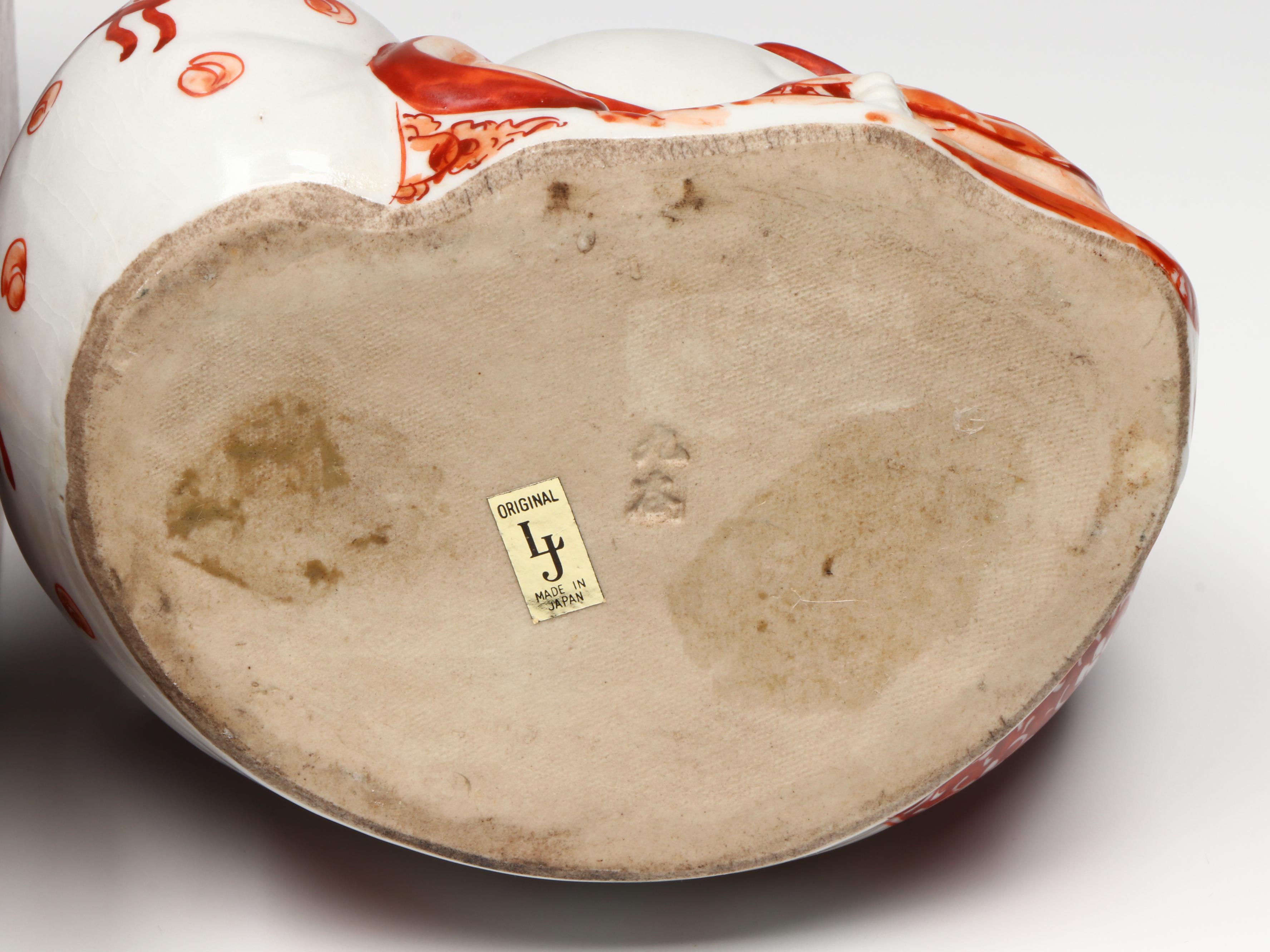 Chinese Mahjong Set with Brass Crickets and Japanese Porcelain Budai