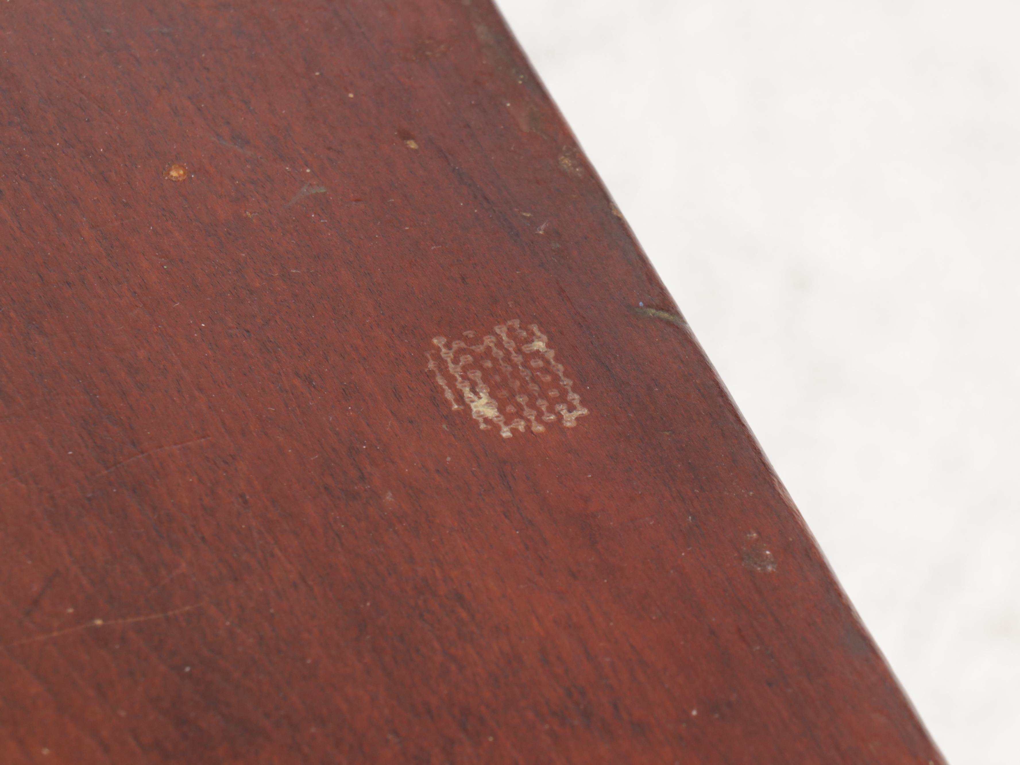 Sheraton Style Walnut Drop-Leaf Dining Table and Four Chairs, Early 20th Century