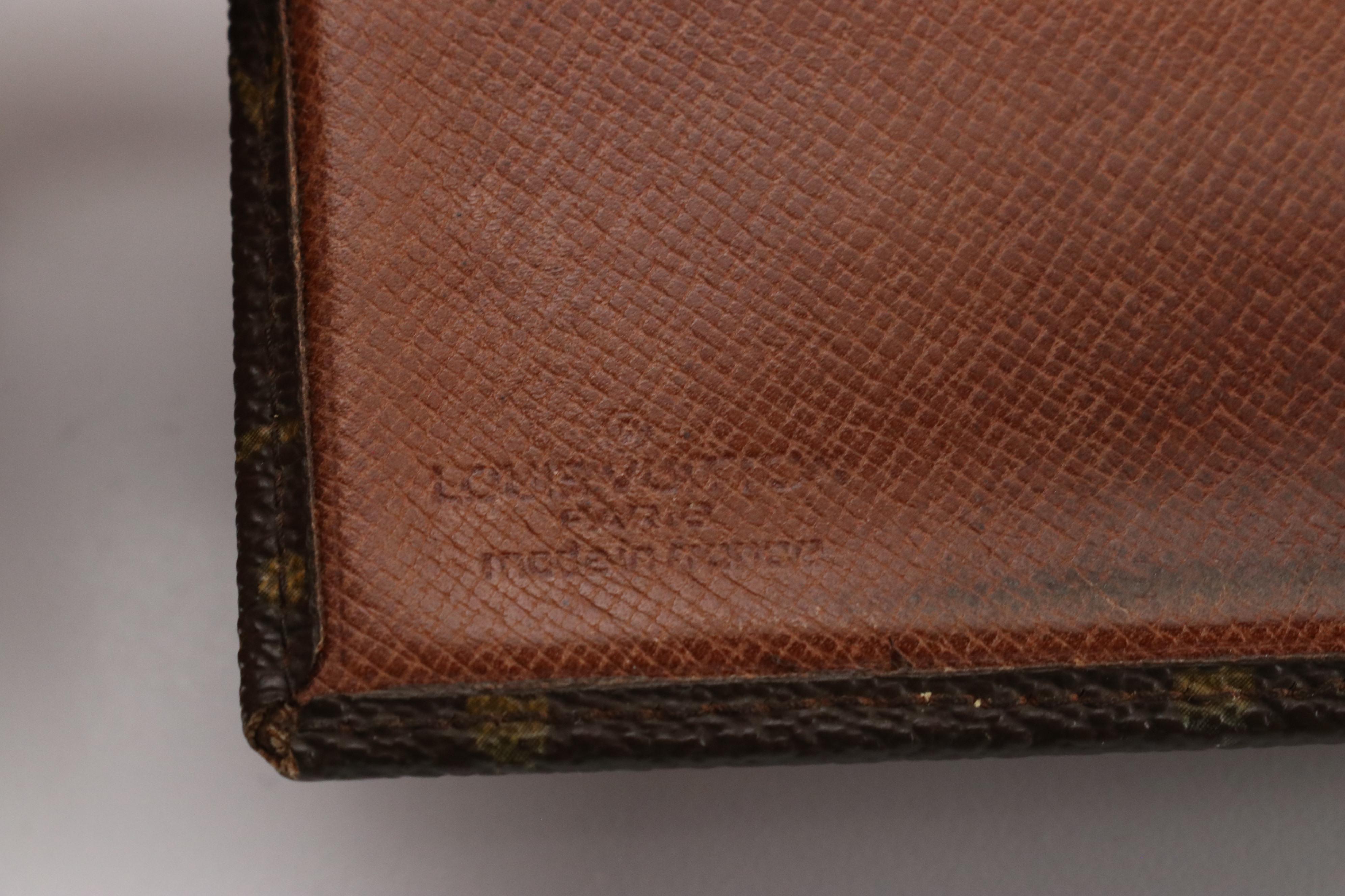 Louis Vuitton Bifold Wallet in Monogram Canvas