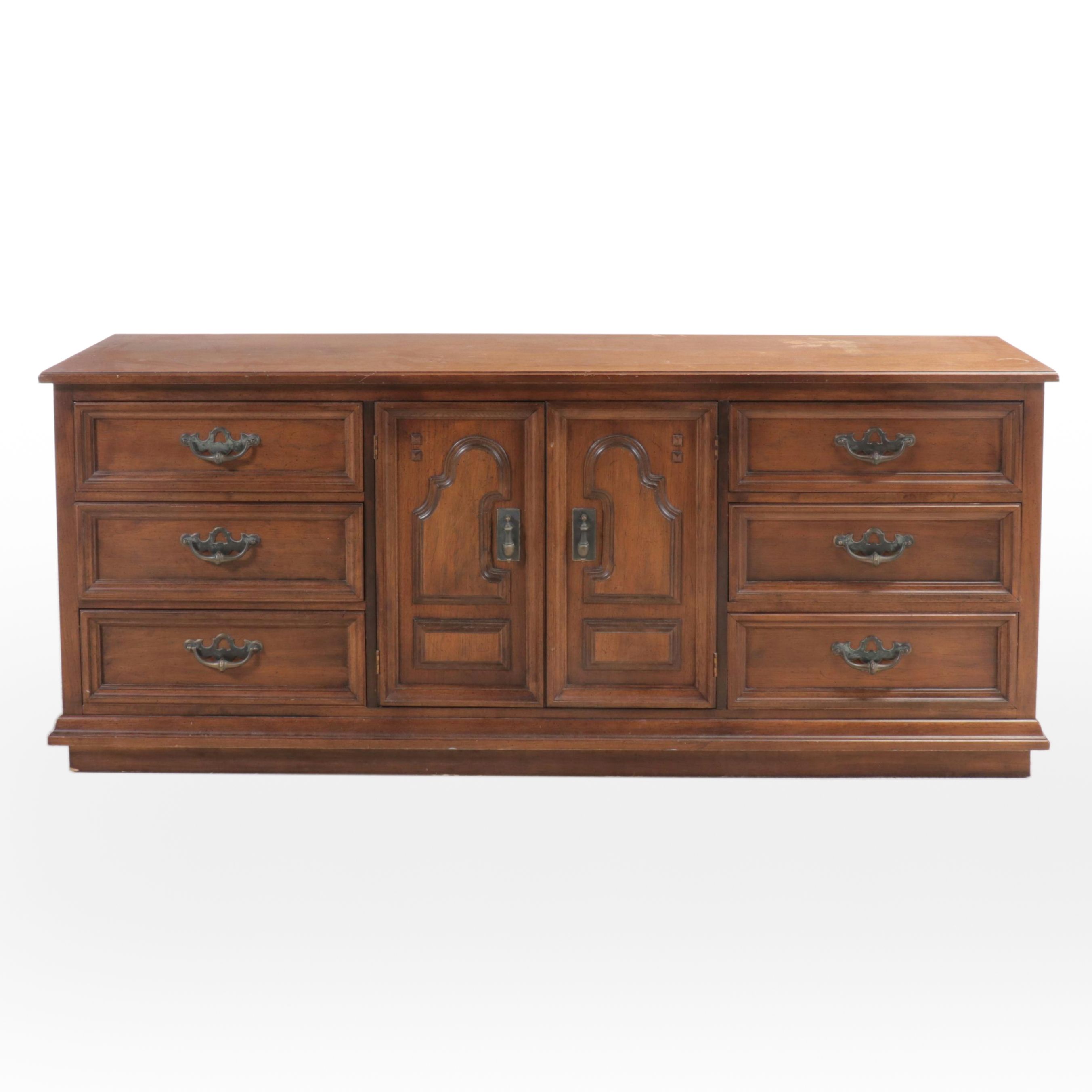 Walnut Dresser, Late 20th Century