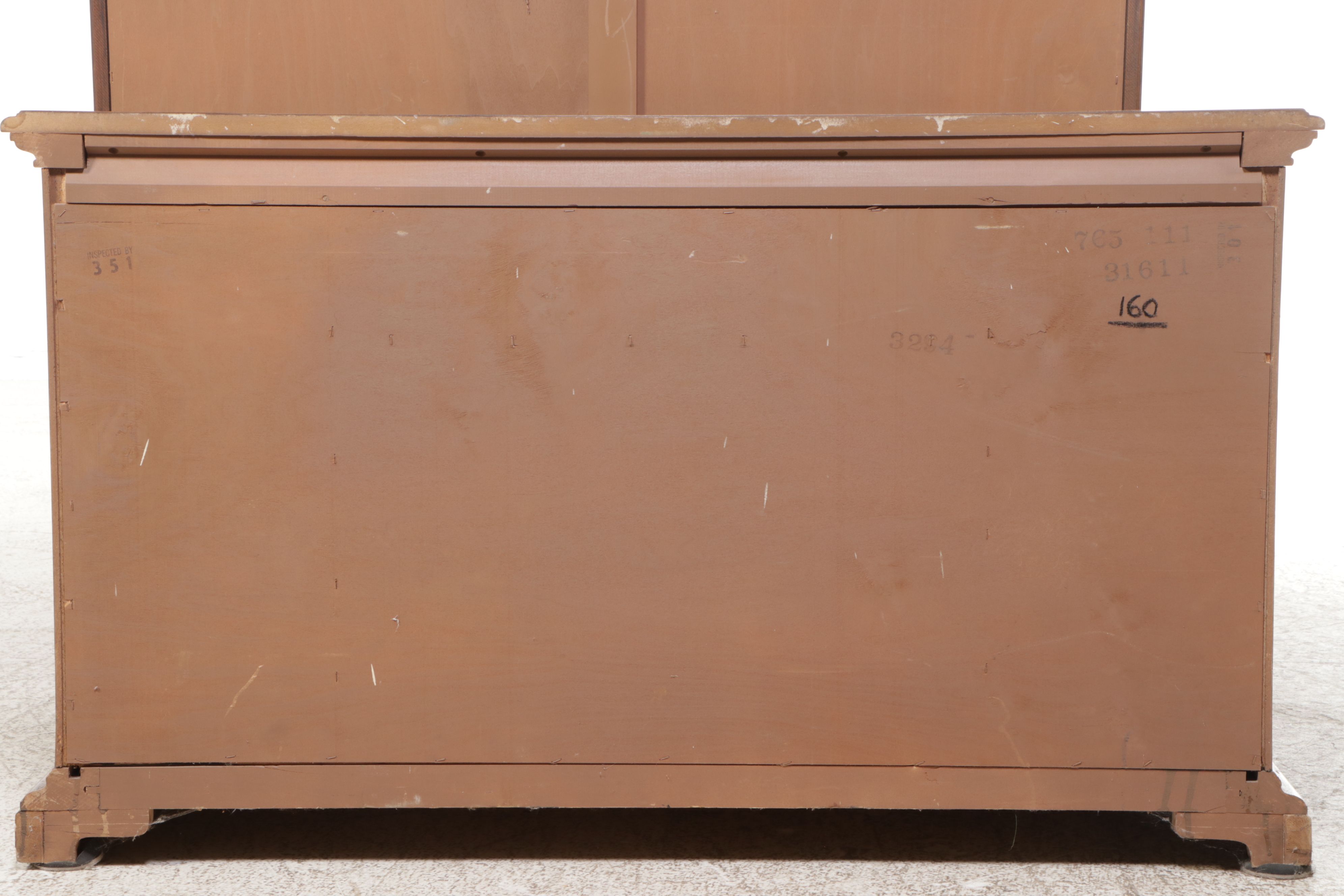 Bernhardt Hibriten Louis XV Style Walnut China Cabinet