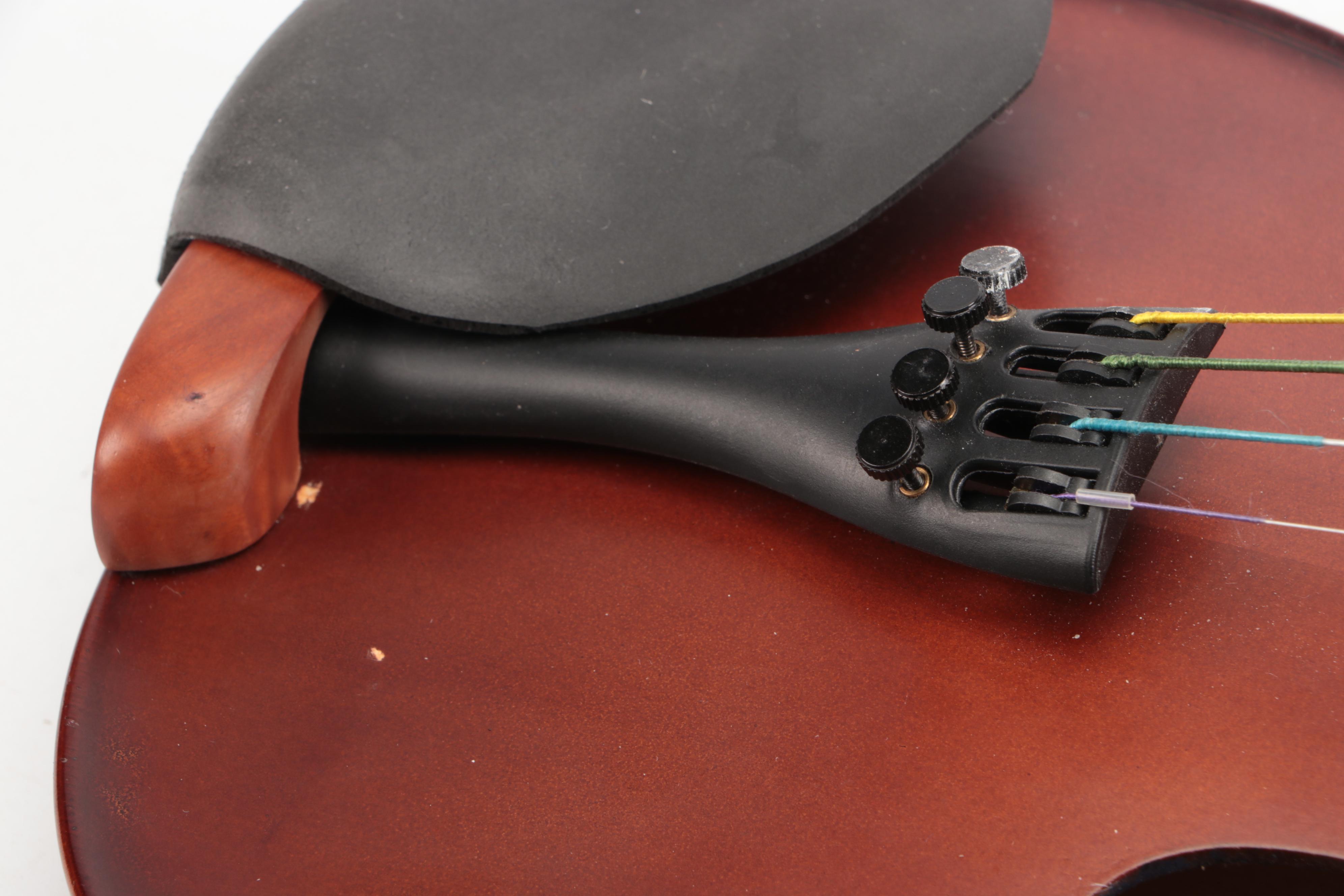 Chinese 4/4 Size Violin with Bow and Case