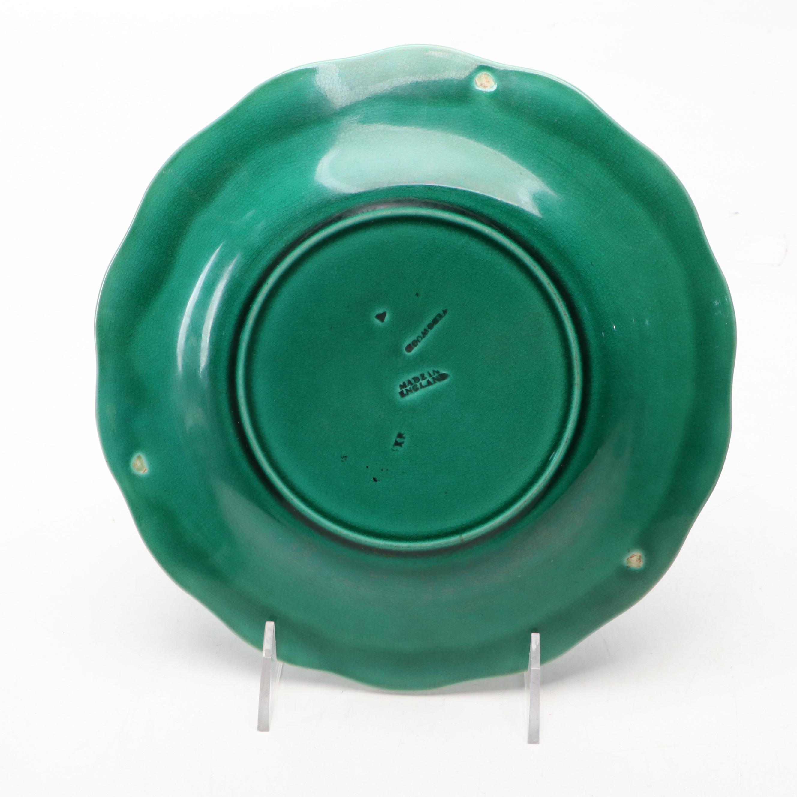 Wedgwood Green Majolica Grape and Trellis Plates and Oak Leaf Handled Server