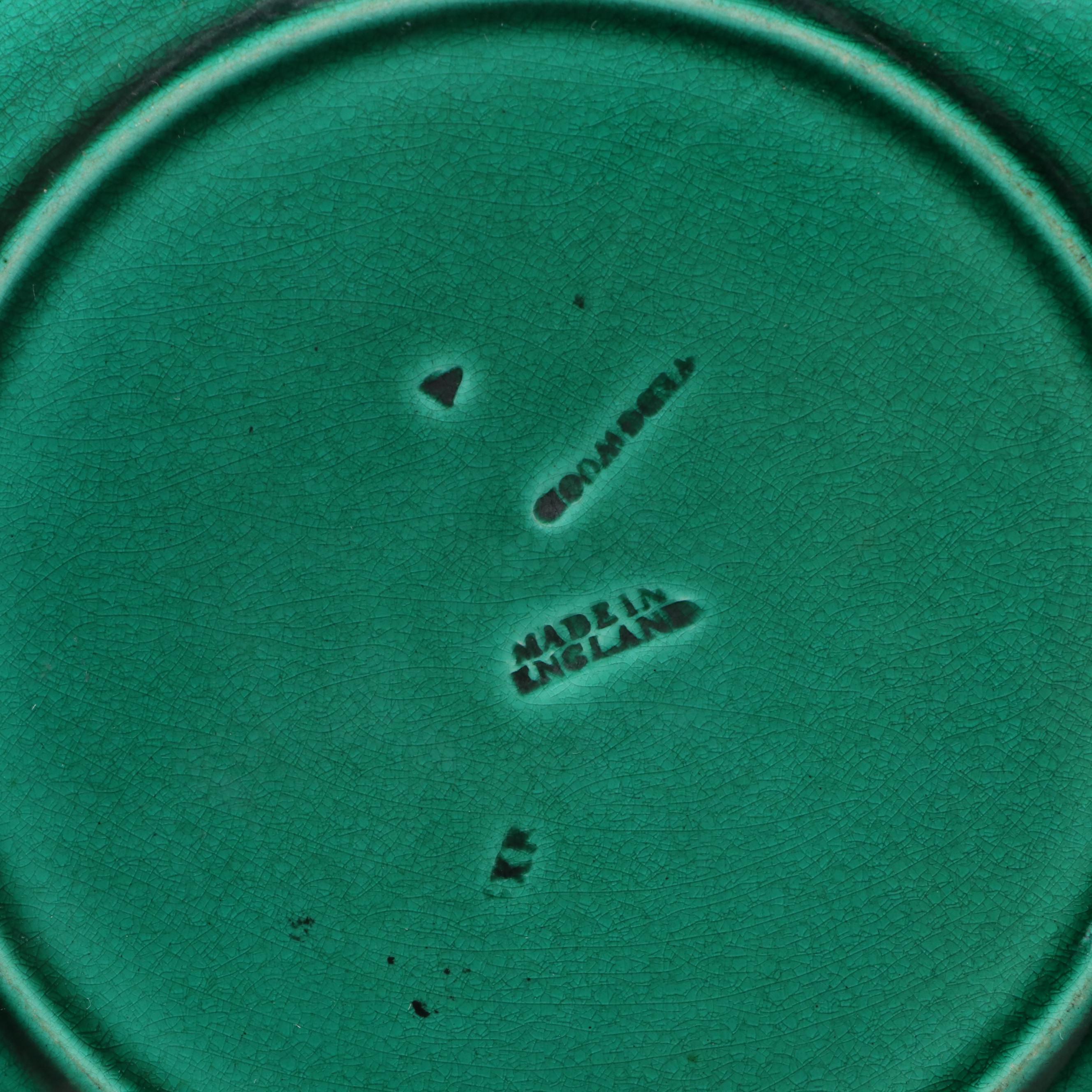 Wedgwood Green Majolica Grape and Trellis Plates and Oak Leaf Handled Server