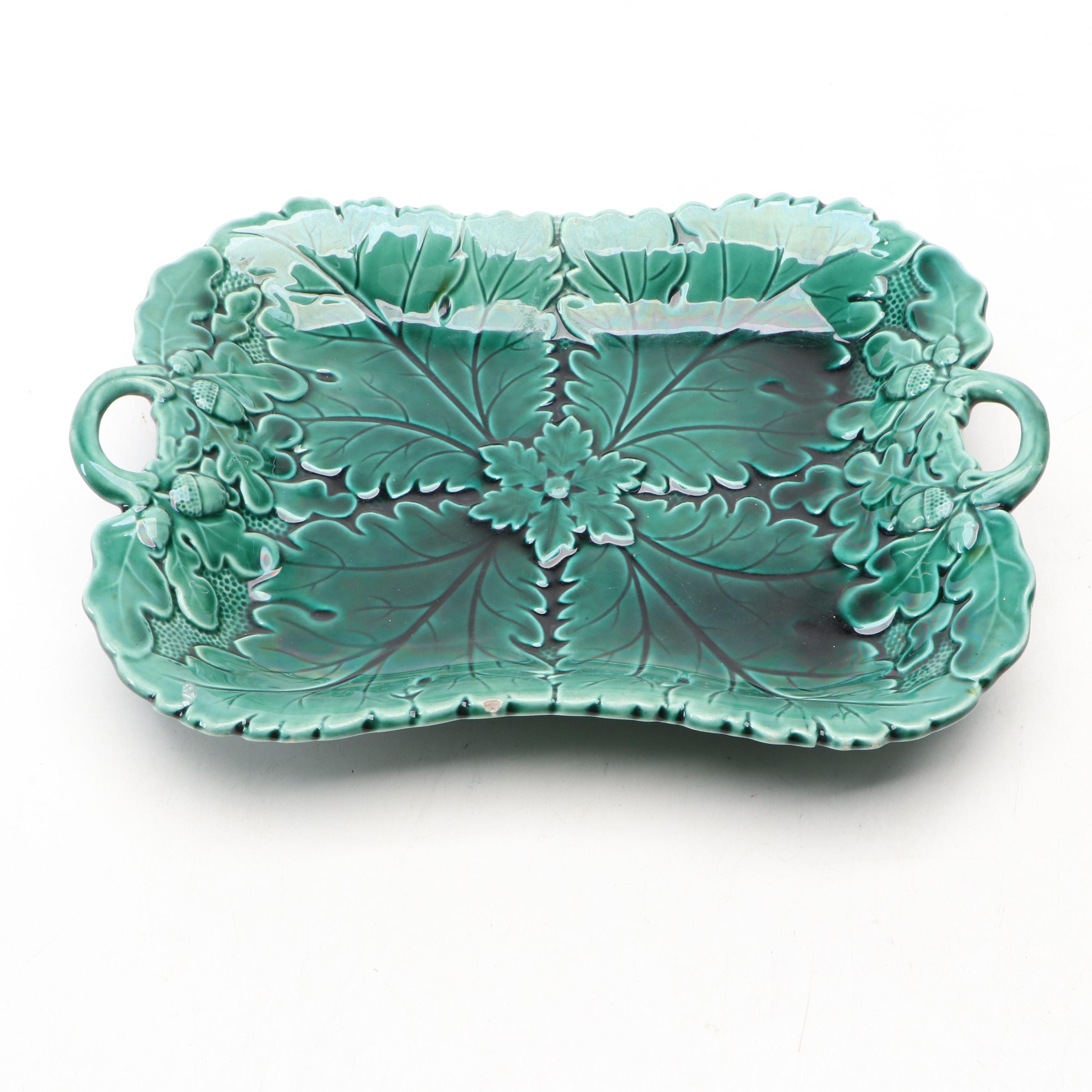 Wedgwood Green Majolica Grape and Trellis Plates and Oak Leaf Handled Server